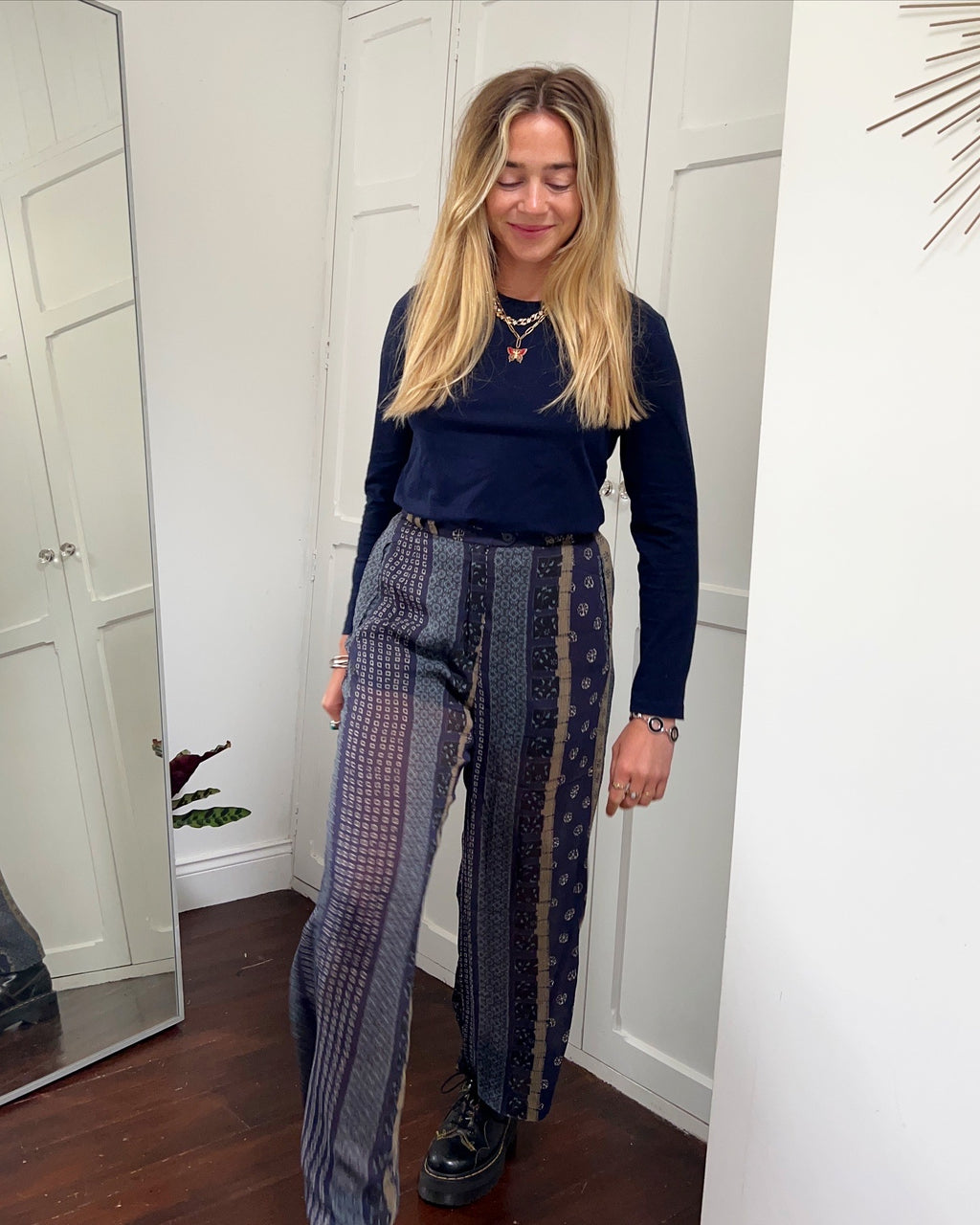 90's High Waisted Chiffon pants Size 8