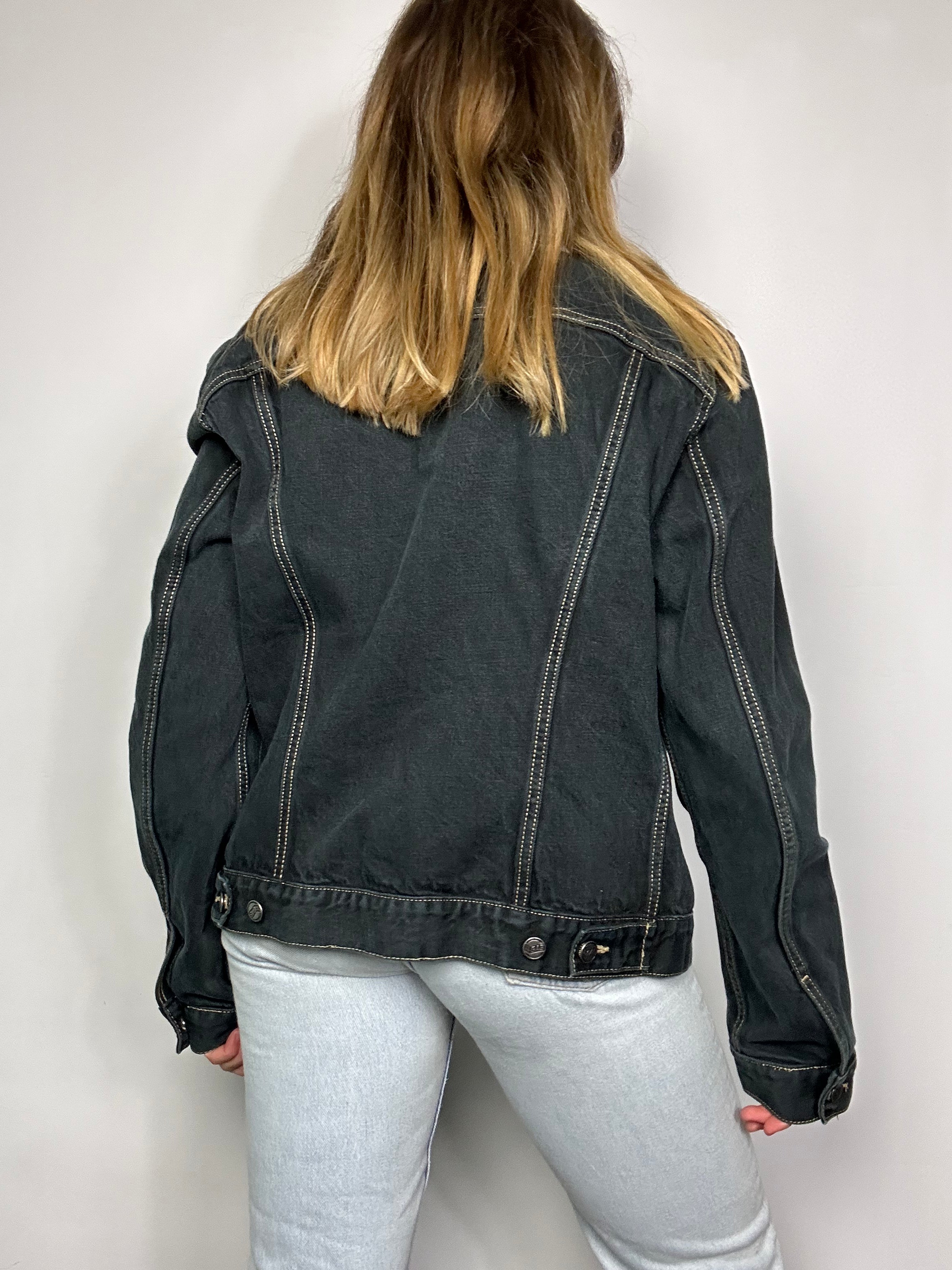 Black 80's Denim Jacket Siez 10