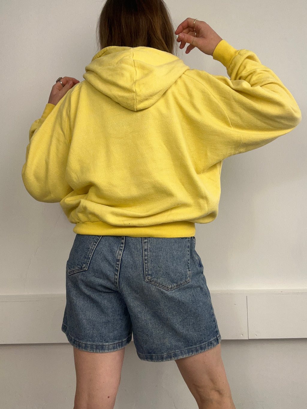 Yellow Snoopy 90's Hoodie Size S/M