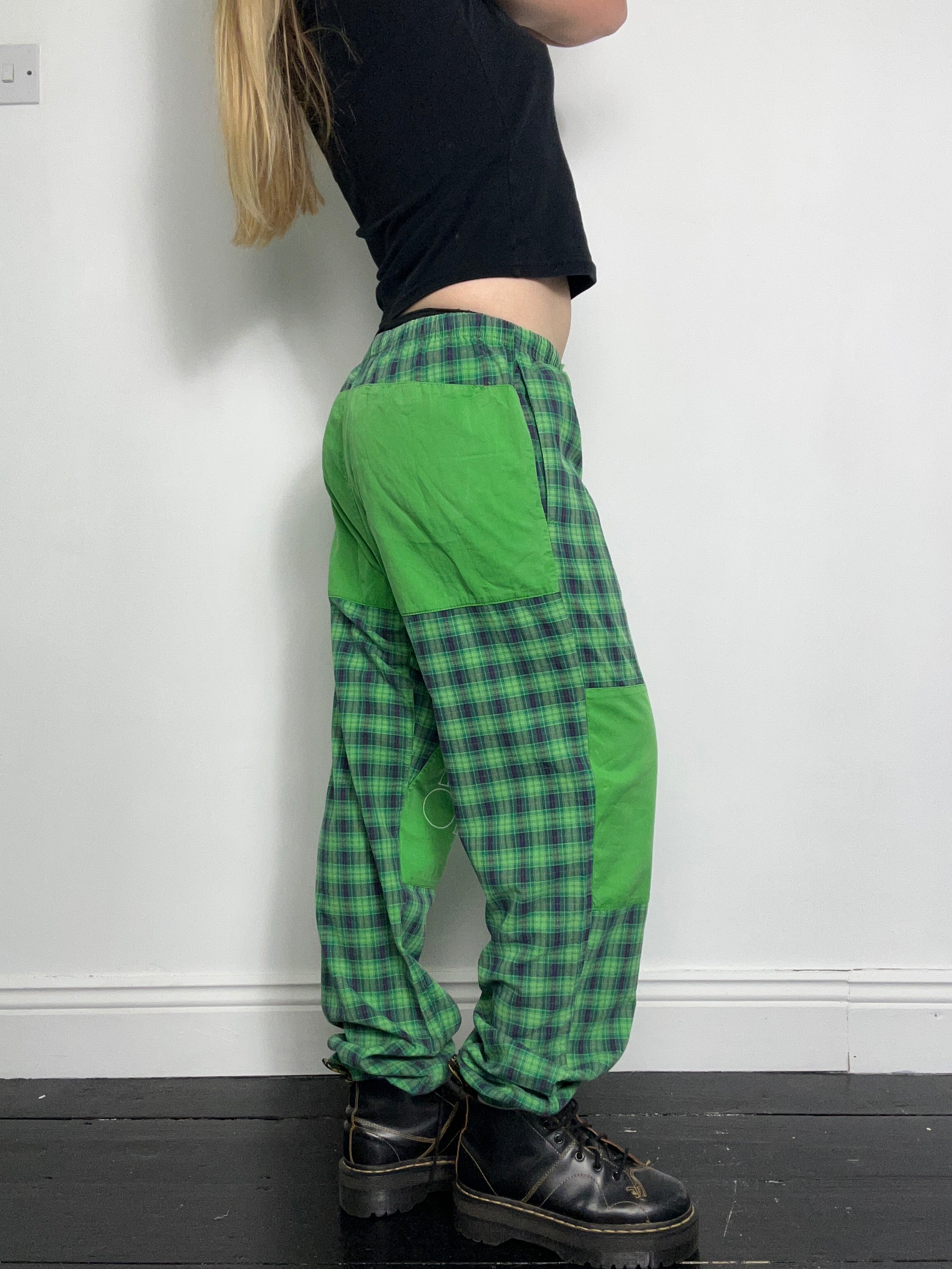 Green Tartan Rock Climbing Pants Size 10/12