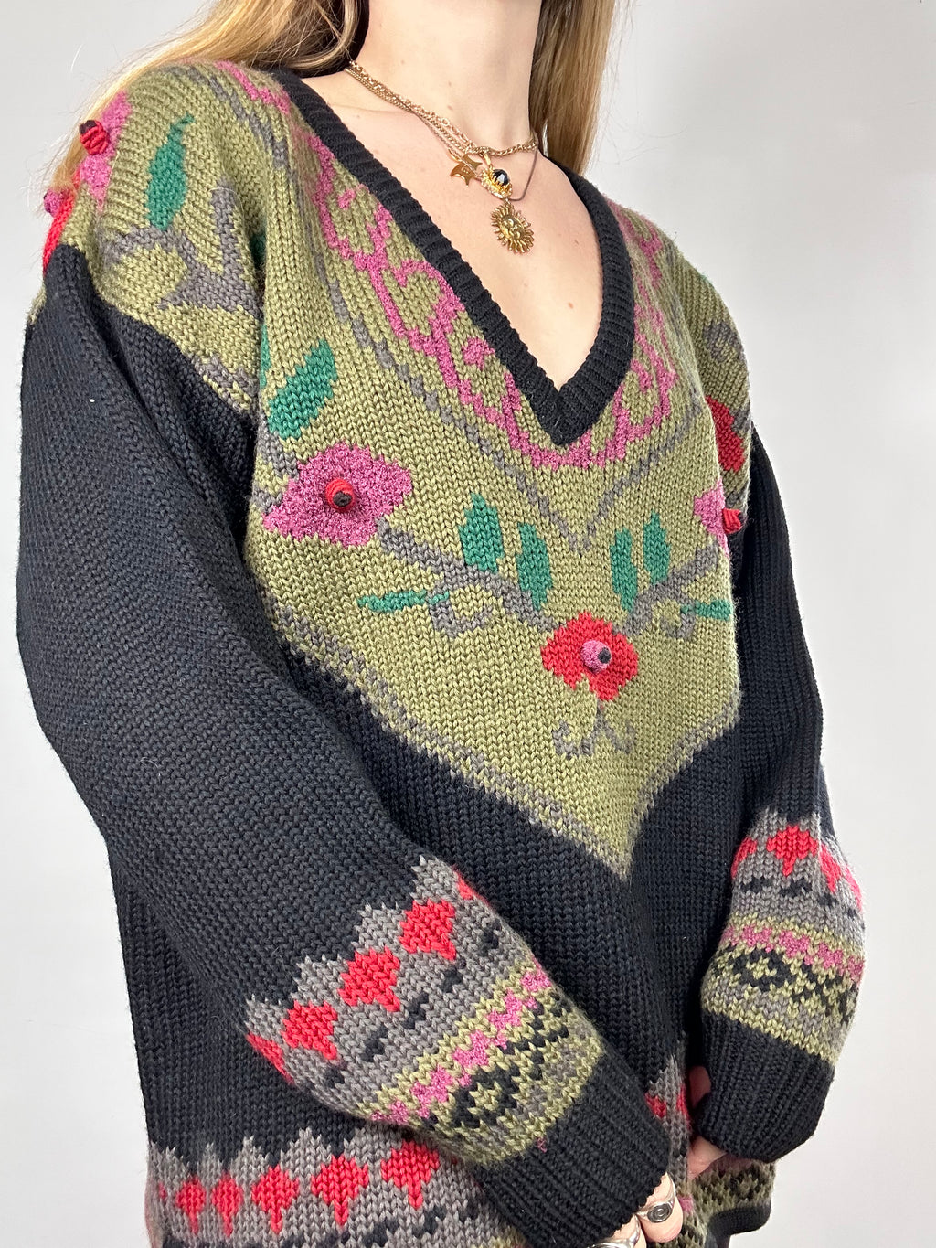 V neck Knitted Sweater Size L