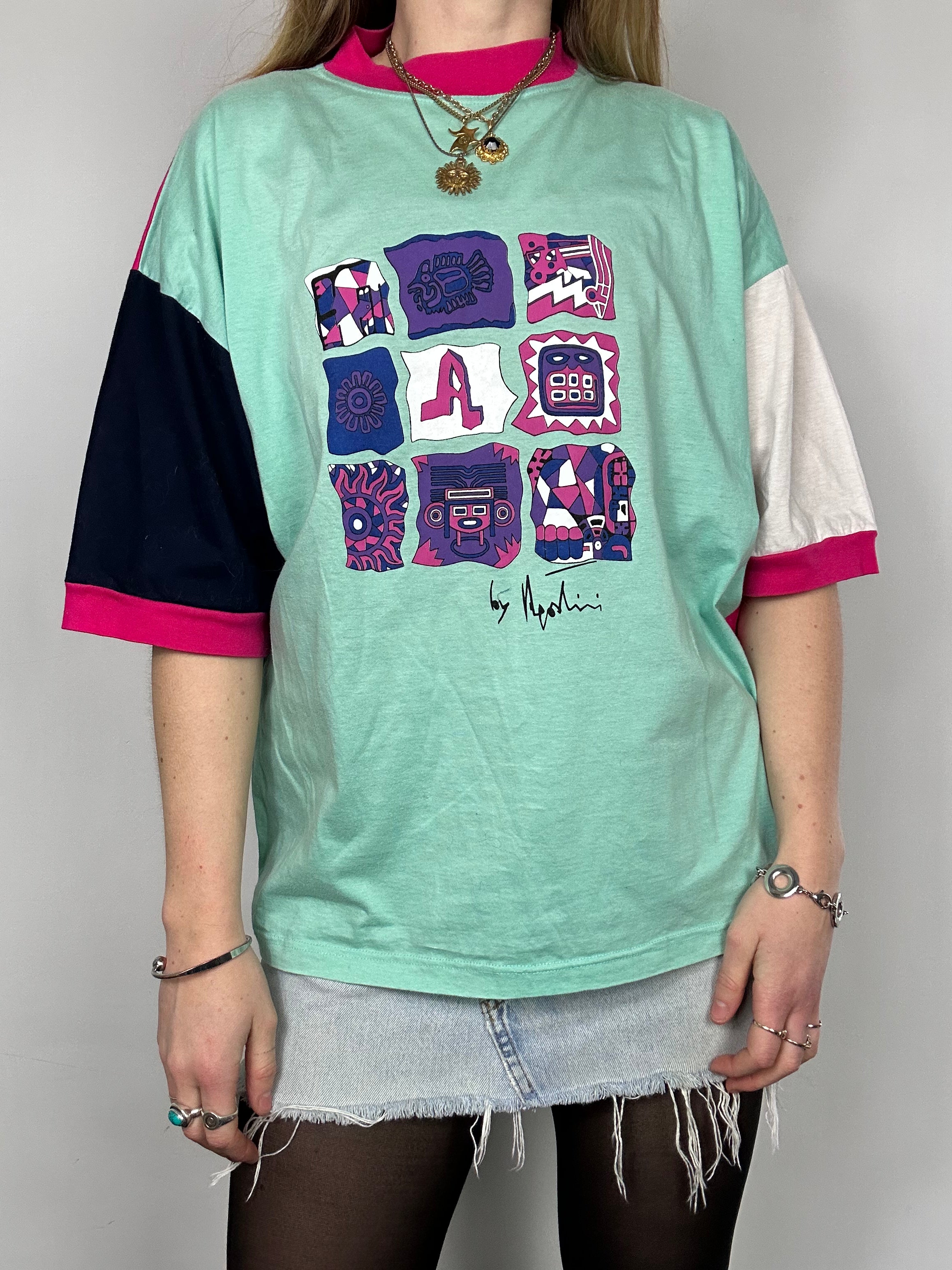 Colour Block 90's Tee Size M