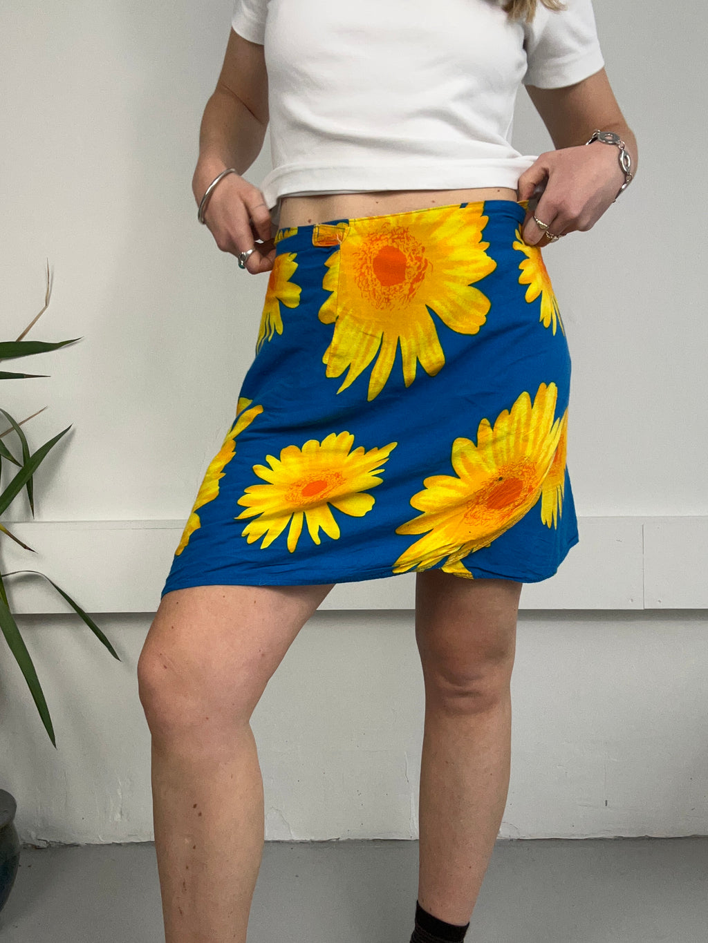 Sunflower wrap Skirt Size 8/10/12