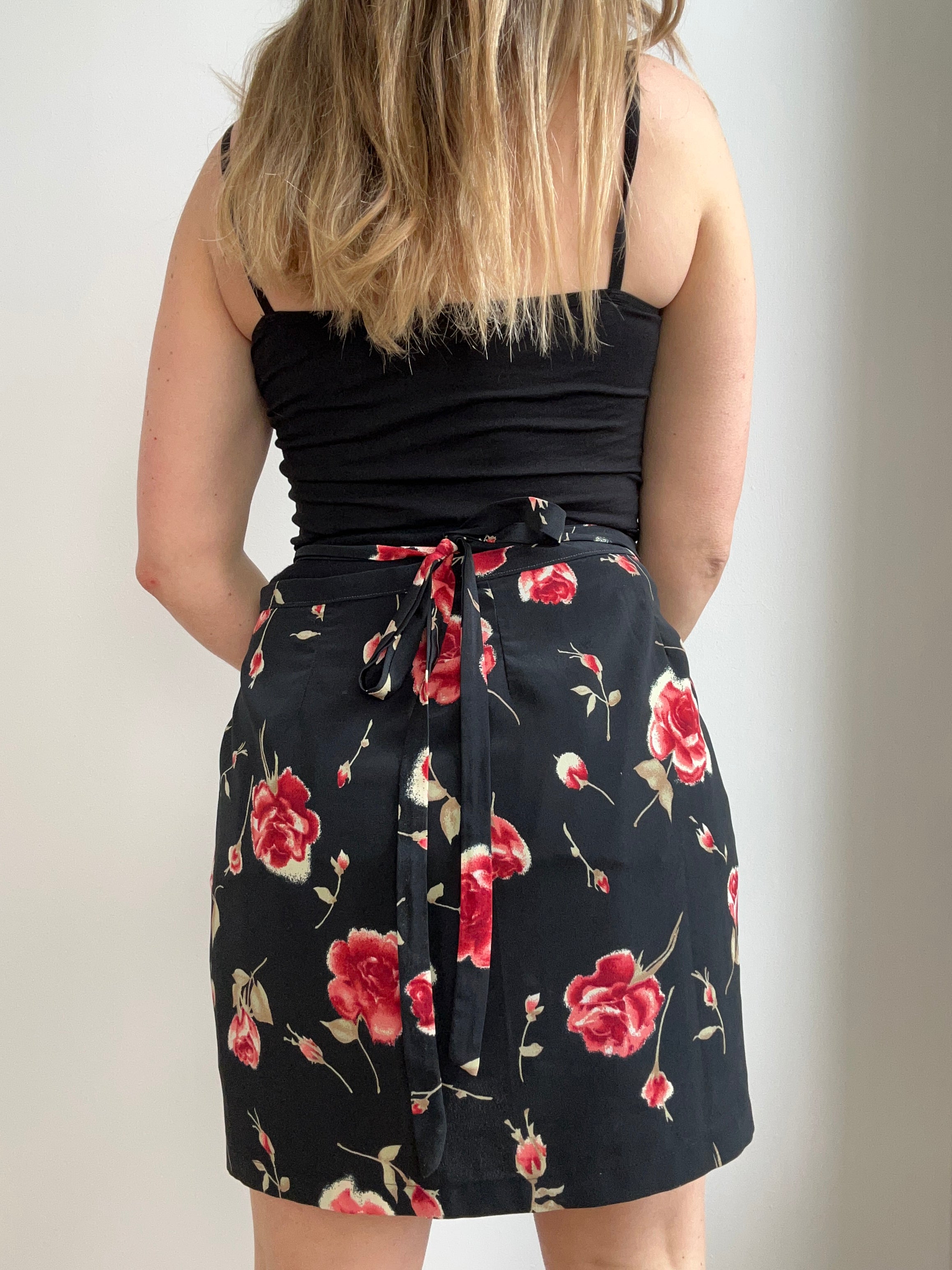 Floral 90's Wrap Mini Skirt Size 6/8/10