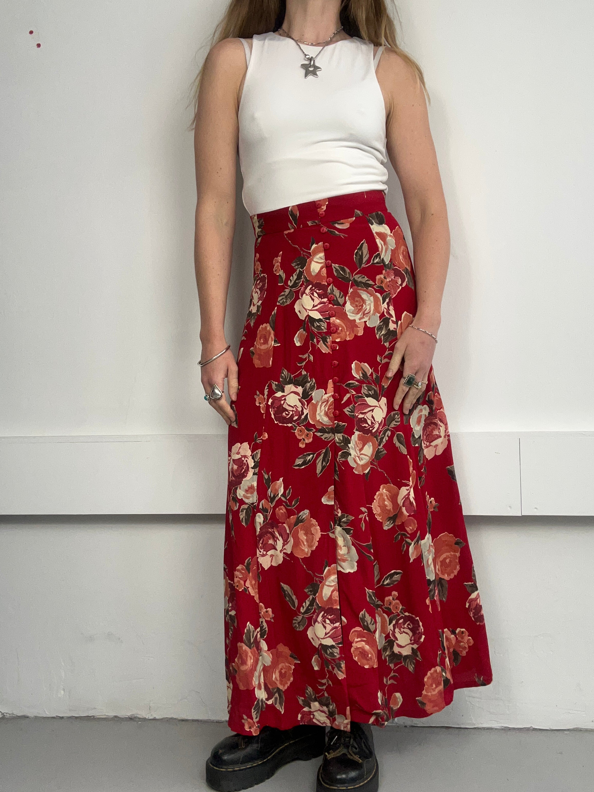 Red 90's Floral Skirt Size 8