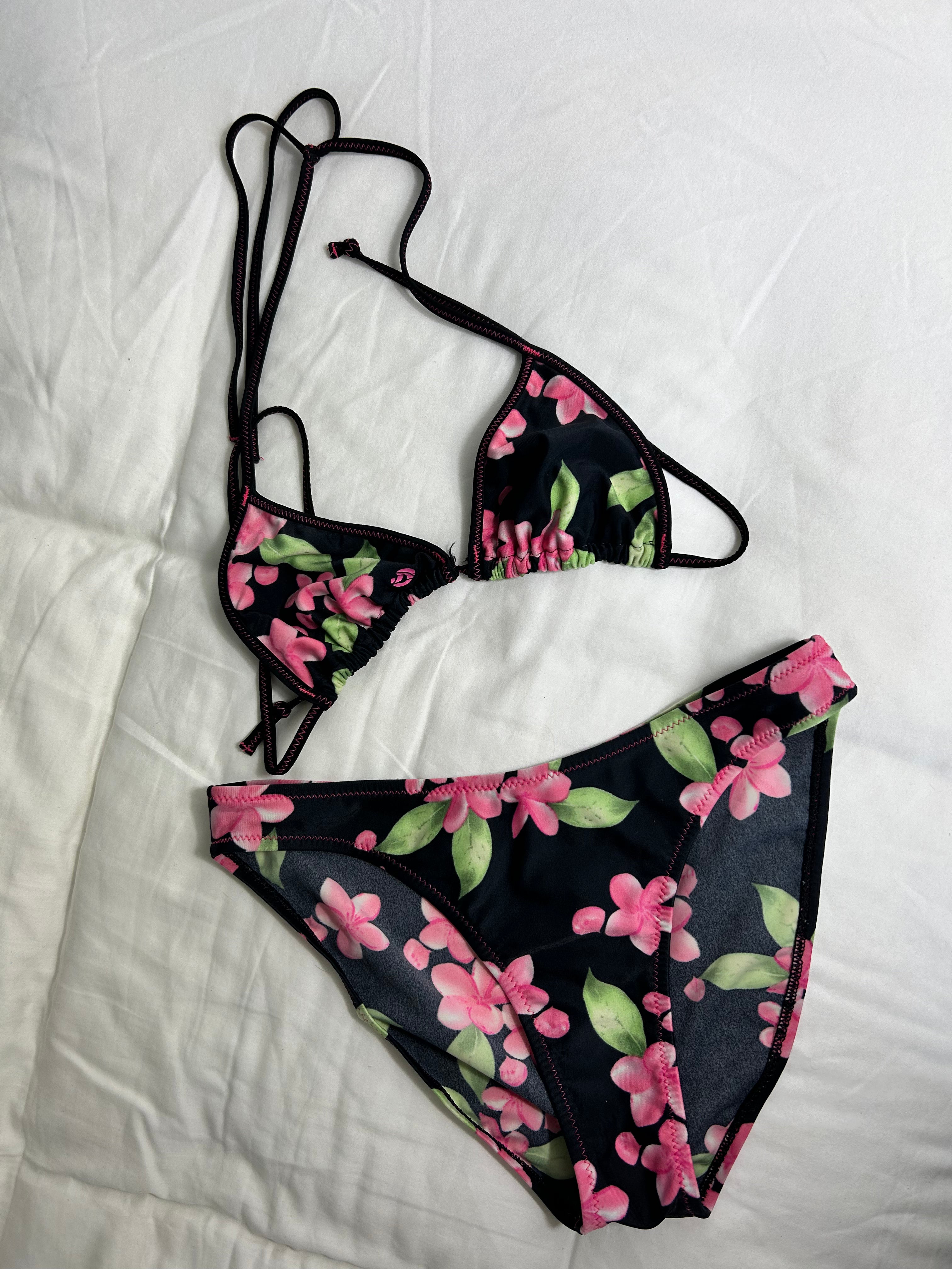 Floral 90's Black Bikini Size 10