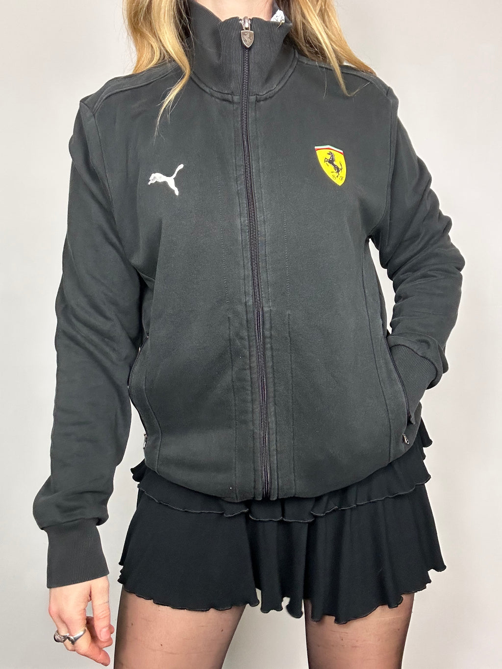 Ferari Track Top Size M