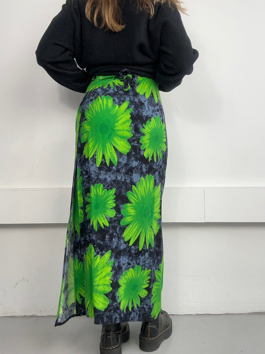 Sunflower Wrap Skirt Skirt Size 8-12