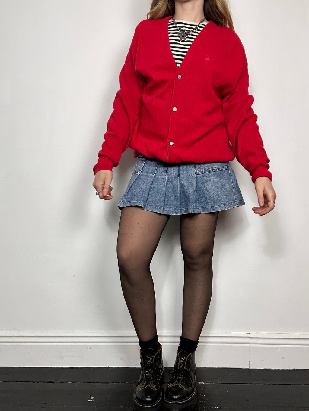 Red 70's Cardigan Size M