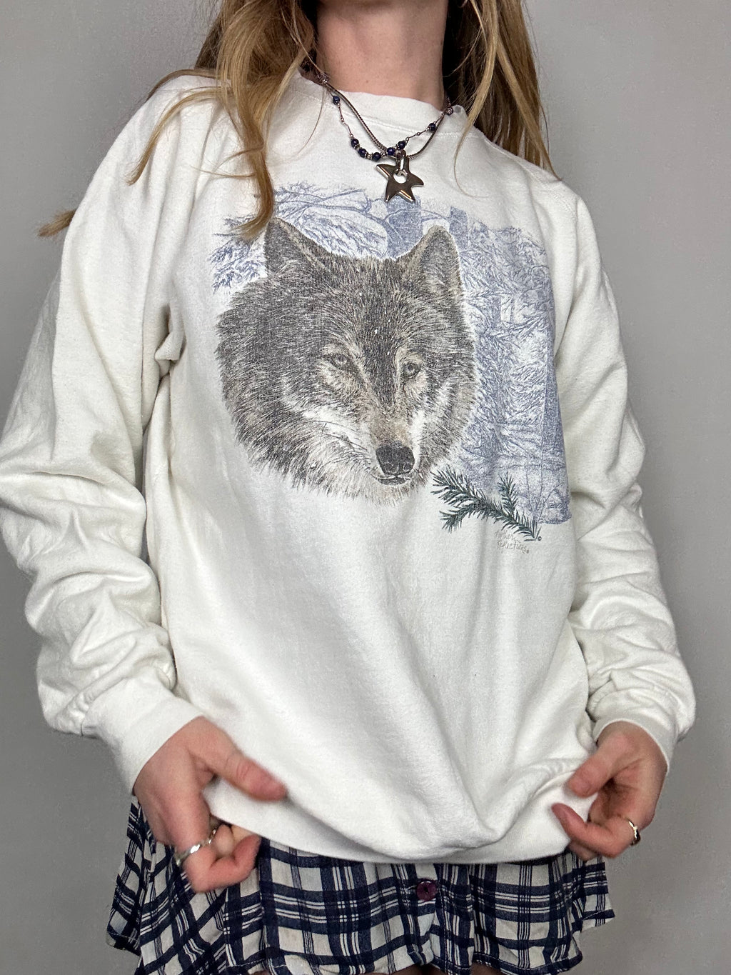 White Wolf Sweater Size S