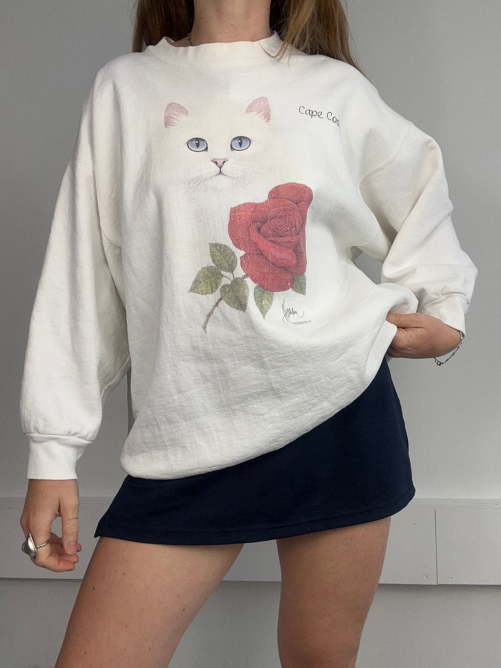 White Cape Cod 80's Cat sweater Size L