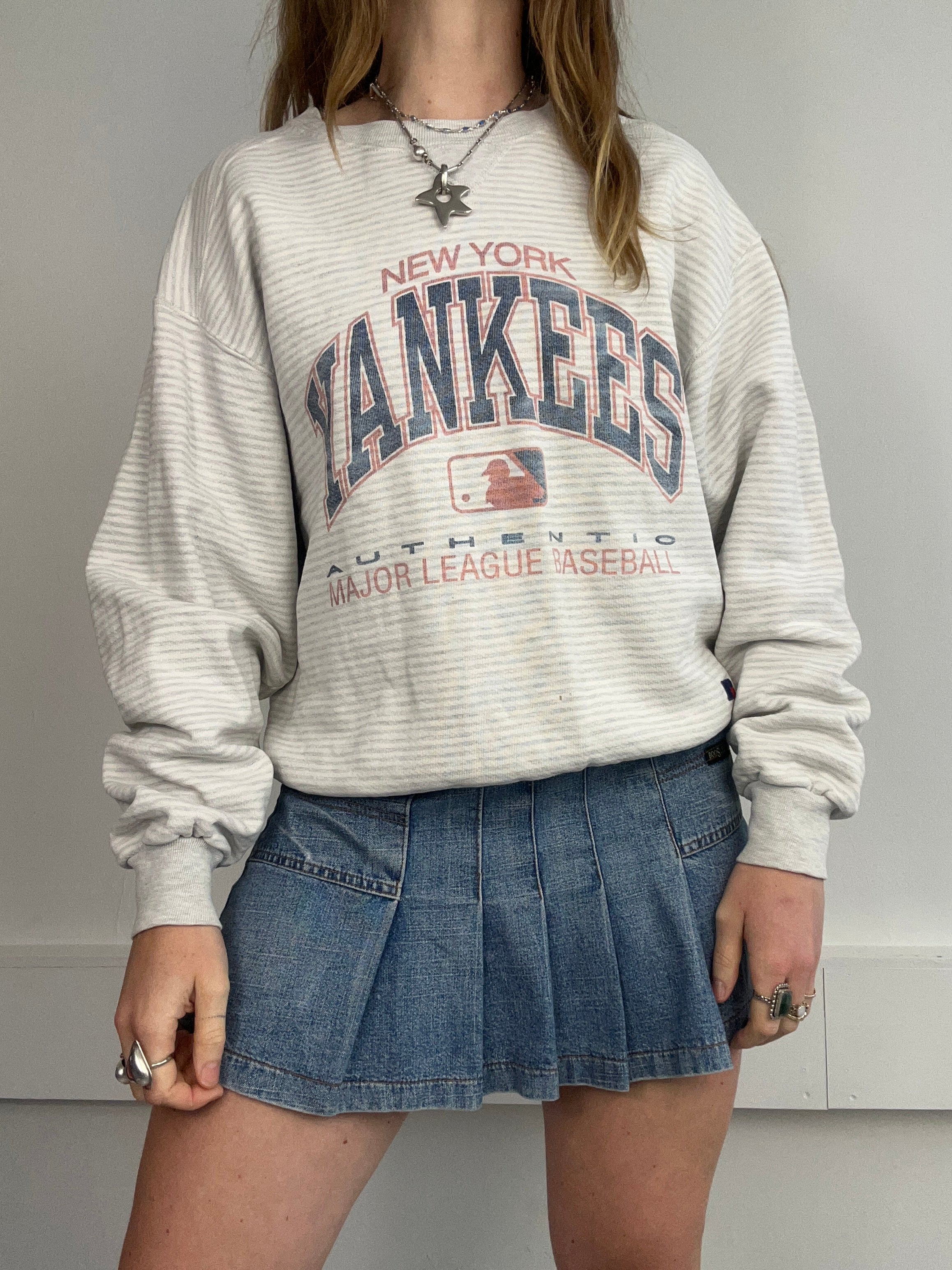 New York Yankees 90's Sweater Size S