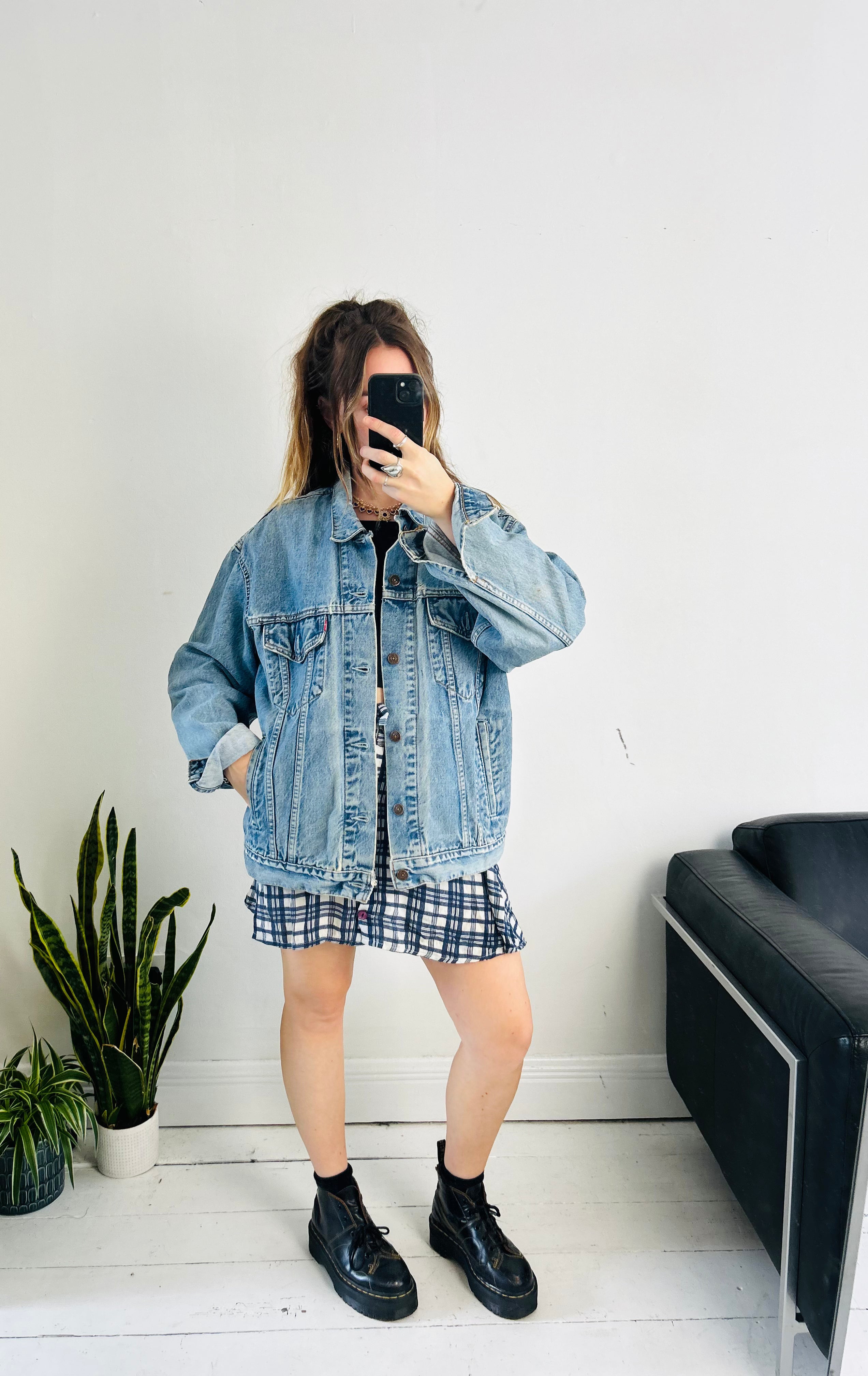 Levis Denim JAcket Size M