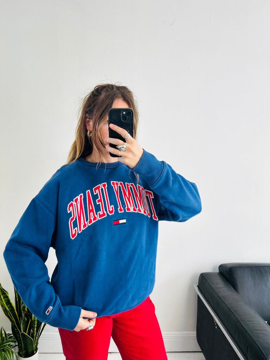 Tommy Sweater Size M