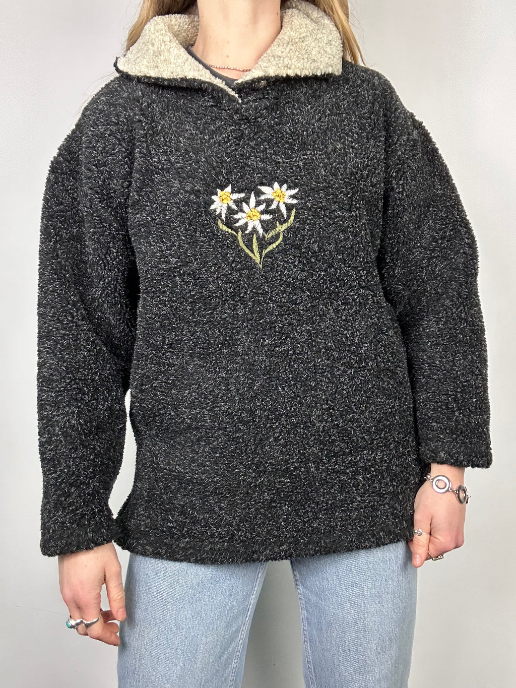 Daisy print Teddy Fleece Size M