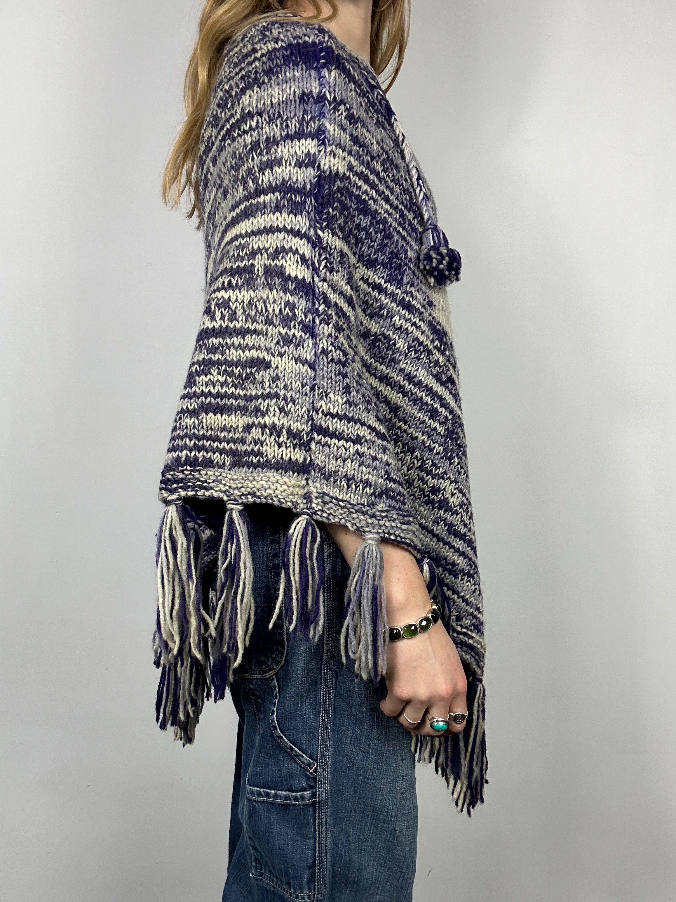 Knitted Fringed 70's Poncho Size L