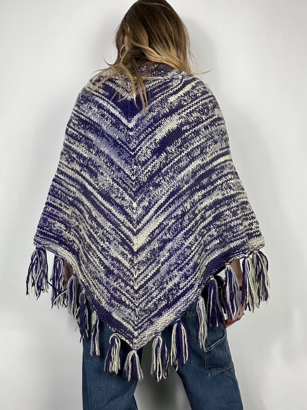 Knitted Fringed 70's Poncho Size L