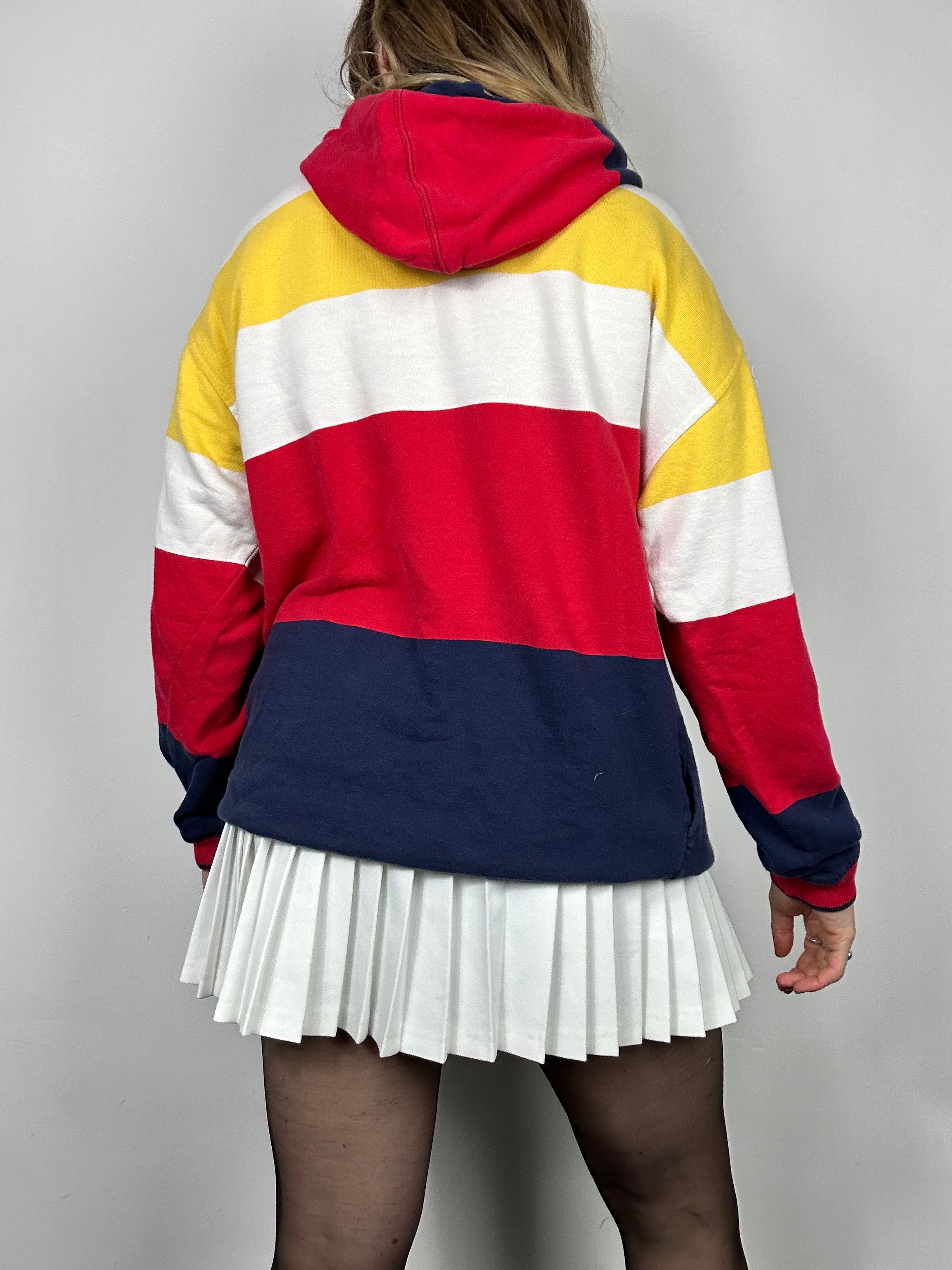 Striped 90's Hoodie Size M