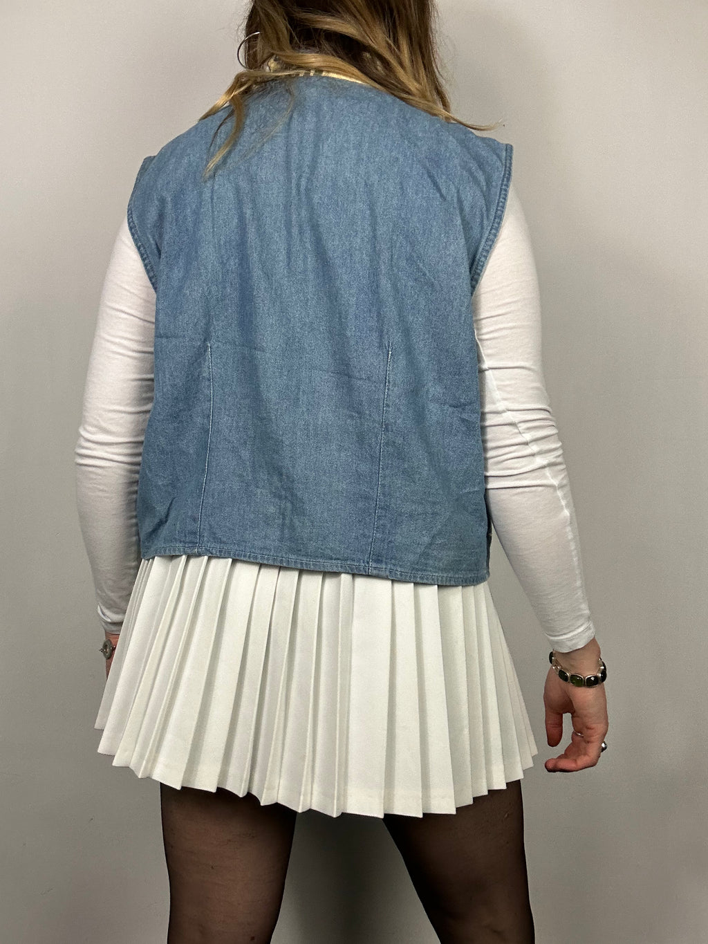 Denim Embroidered 90's Vest Size 12
