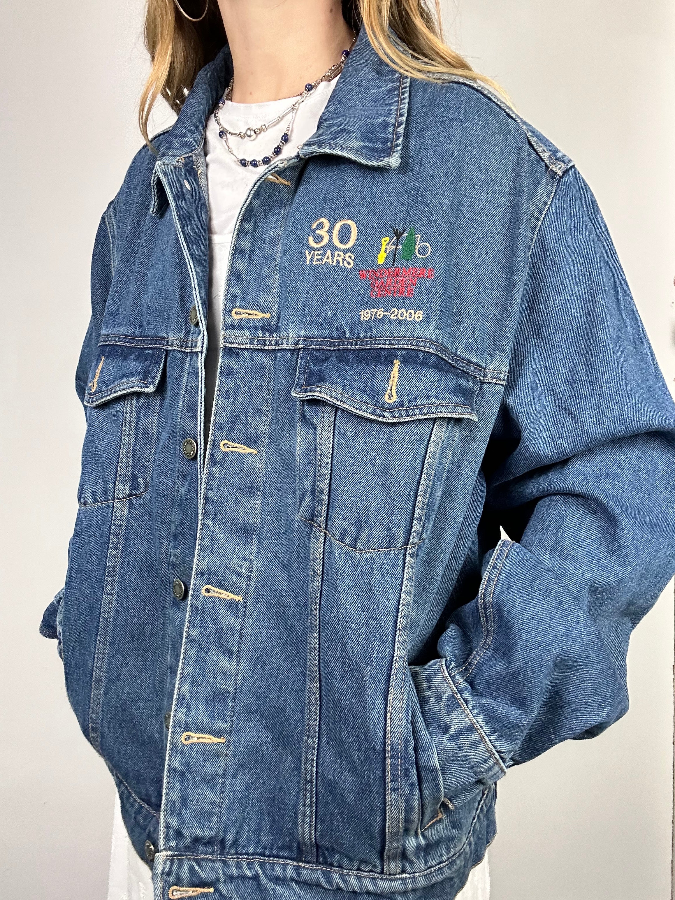 90's Embroidered Denim Jacket Size L