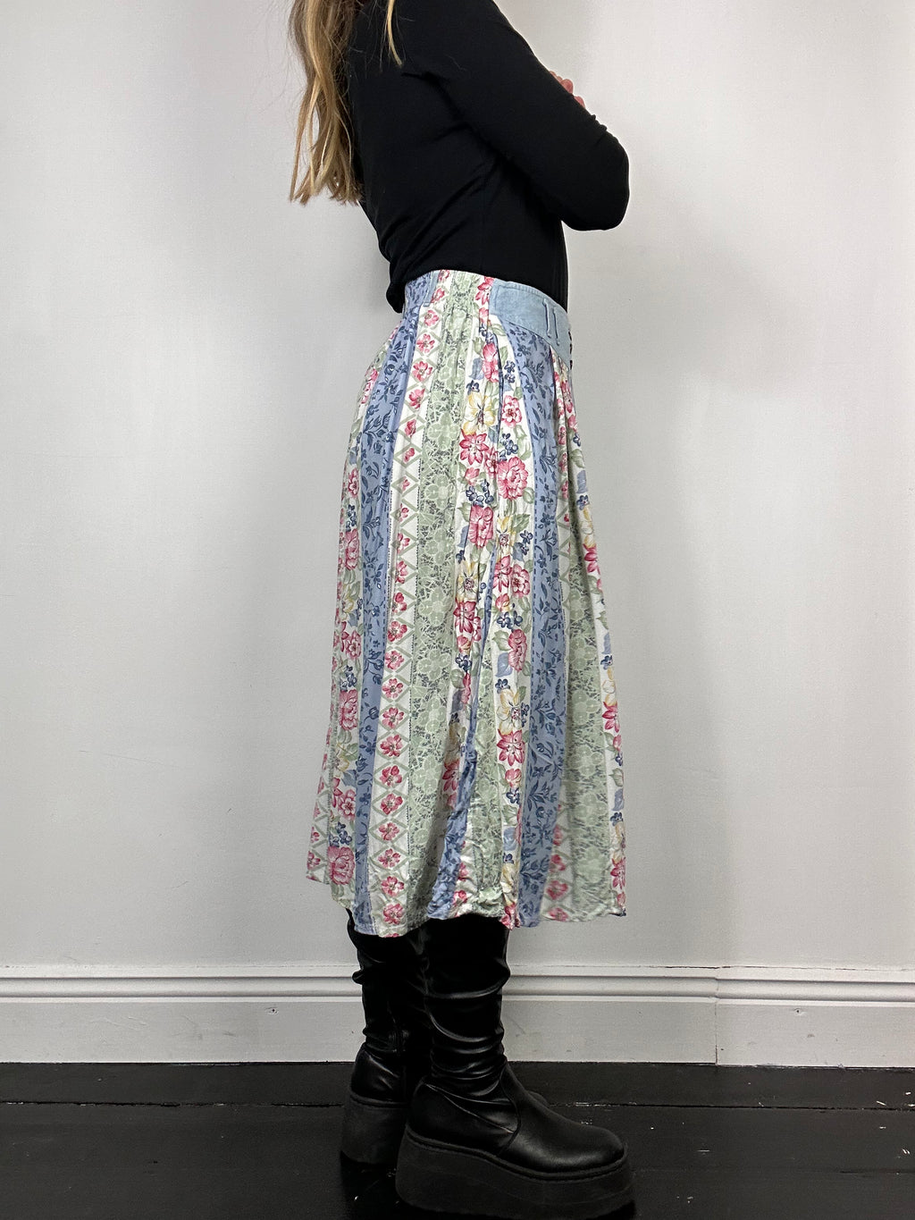 Denim Flroal Striped Midi Skirt Size 10