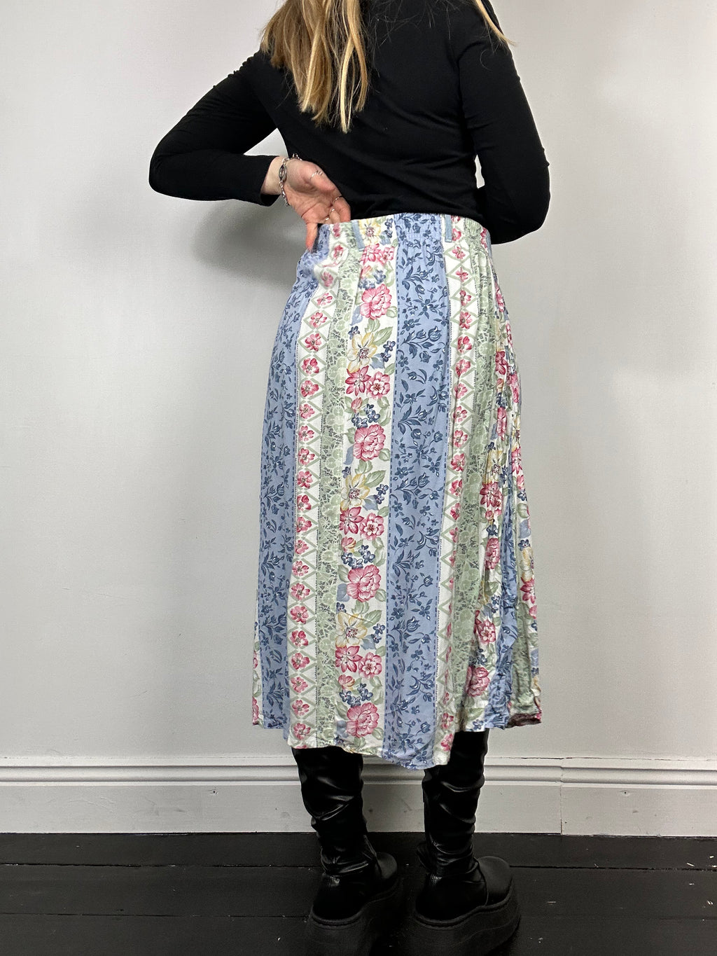 Denim Flroal Striped Midi Skirt Size 10