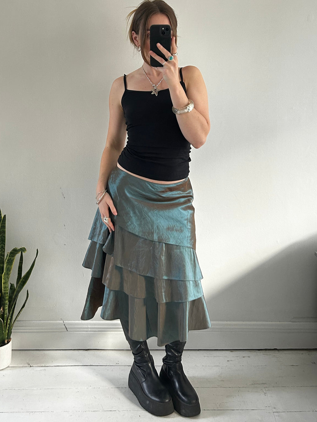 Ruffle Low Rise Silk Skirt Size 8