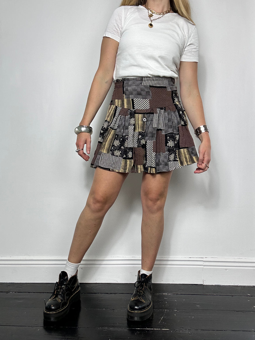 90's mini Skirt Size 8