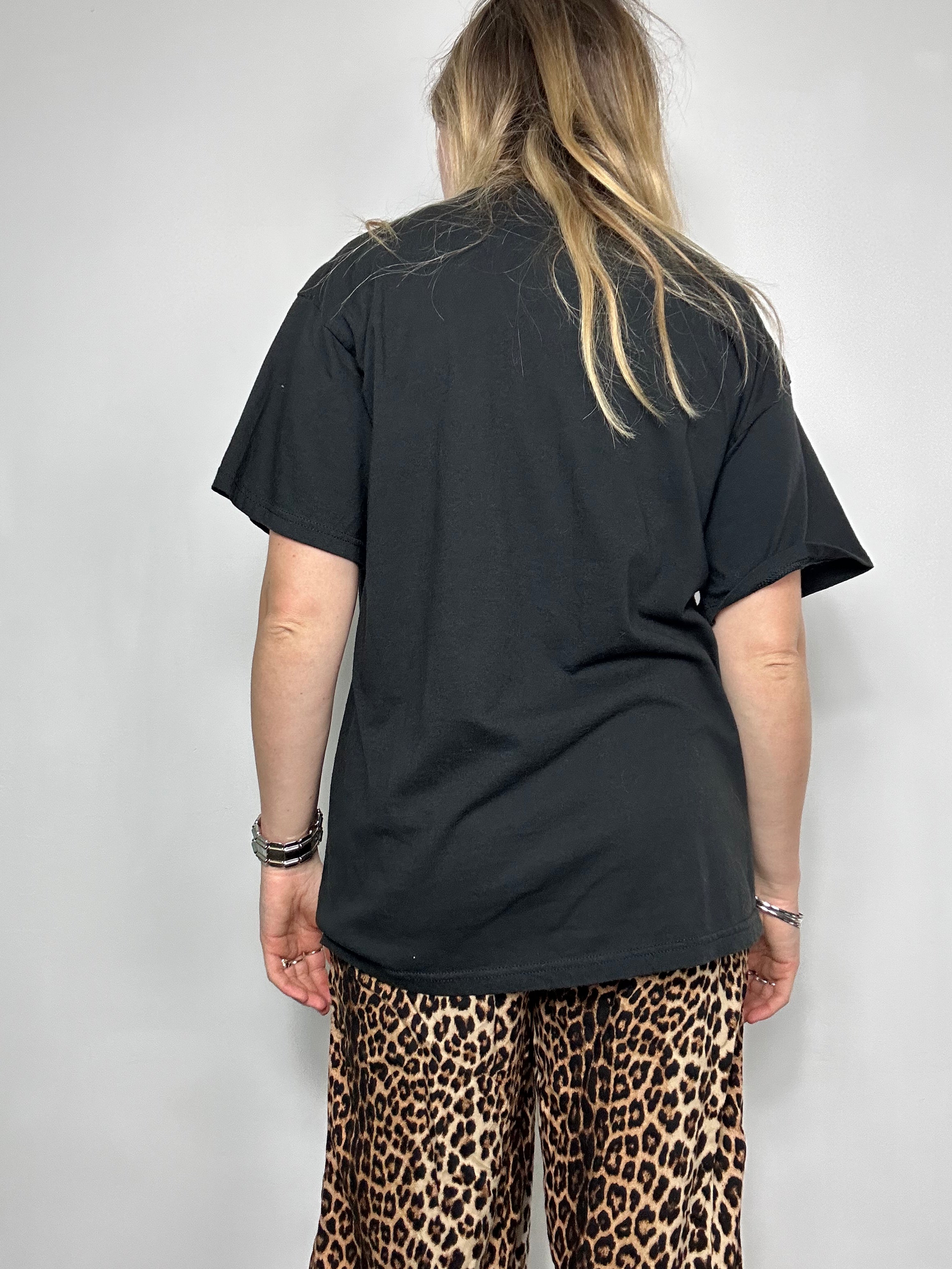 Mad Birds tee Size M