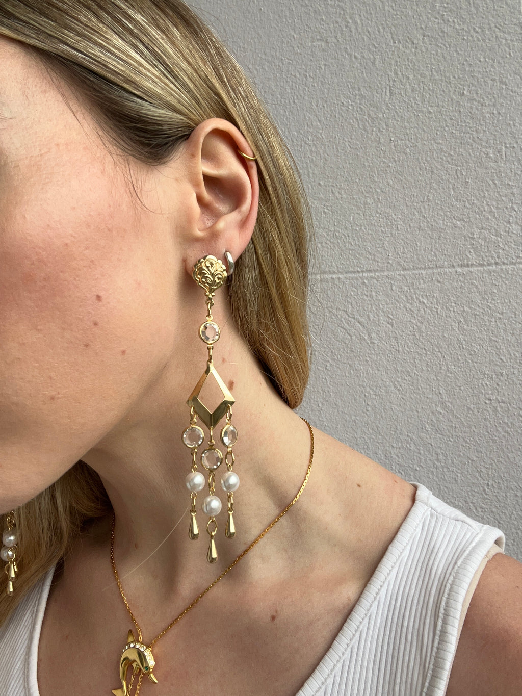 Pearl Drop Earrings 80's