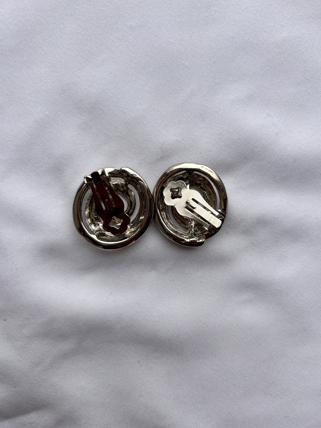 Silver Plated Swirl Clip On Warrings