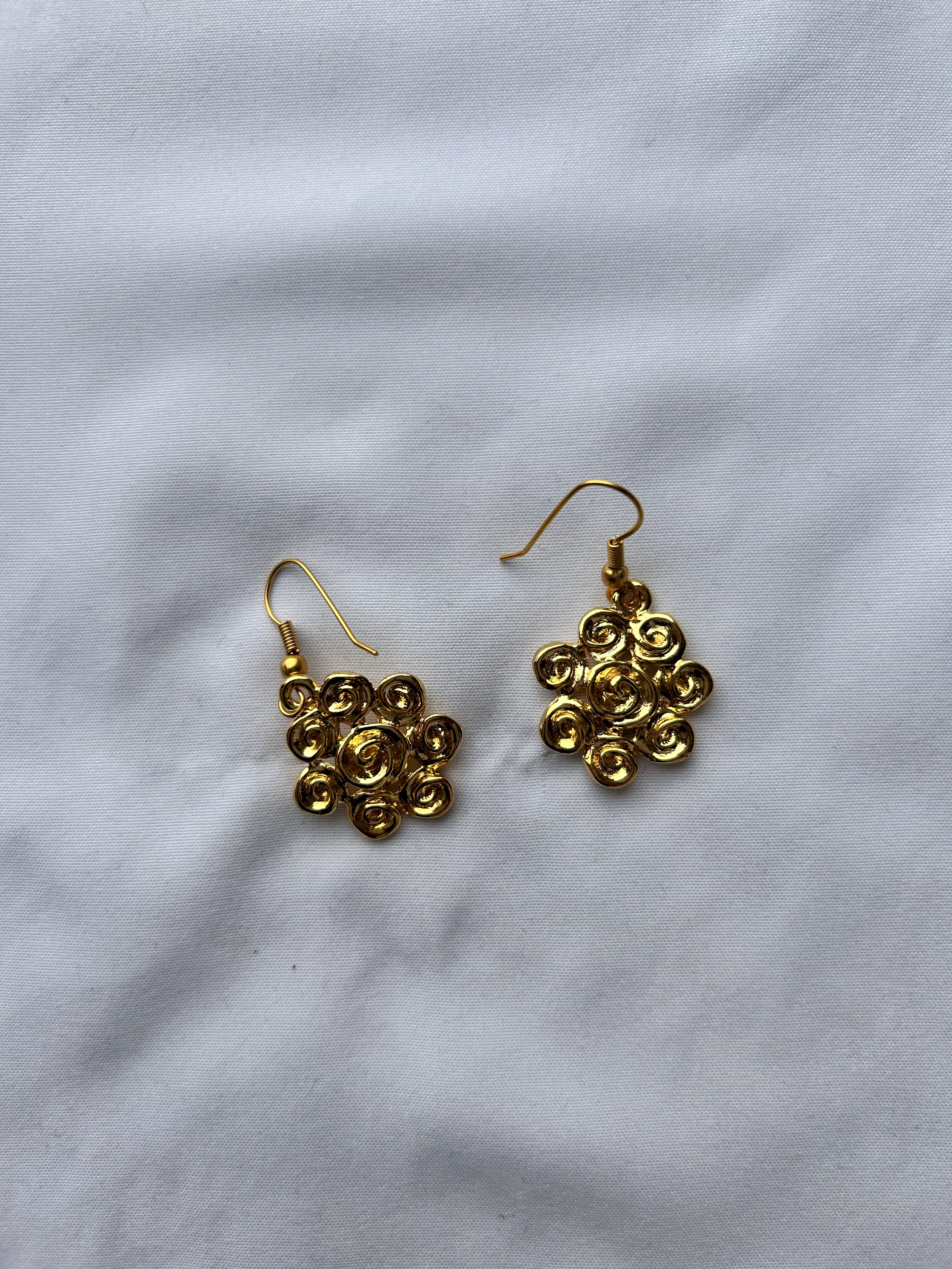 Daisy Swirl Earrings