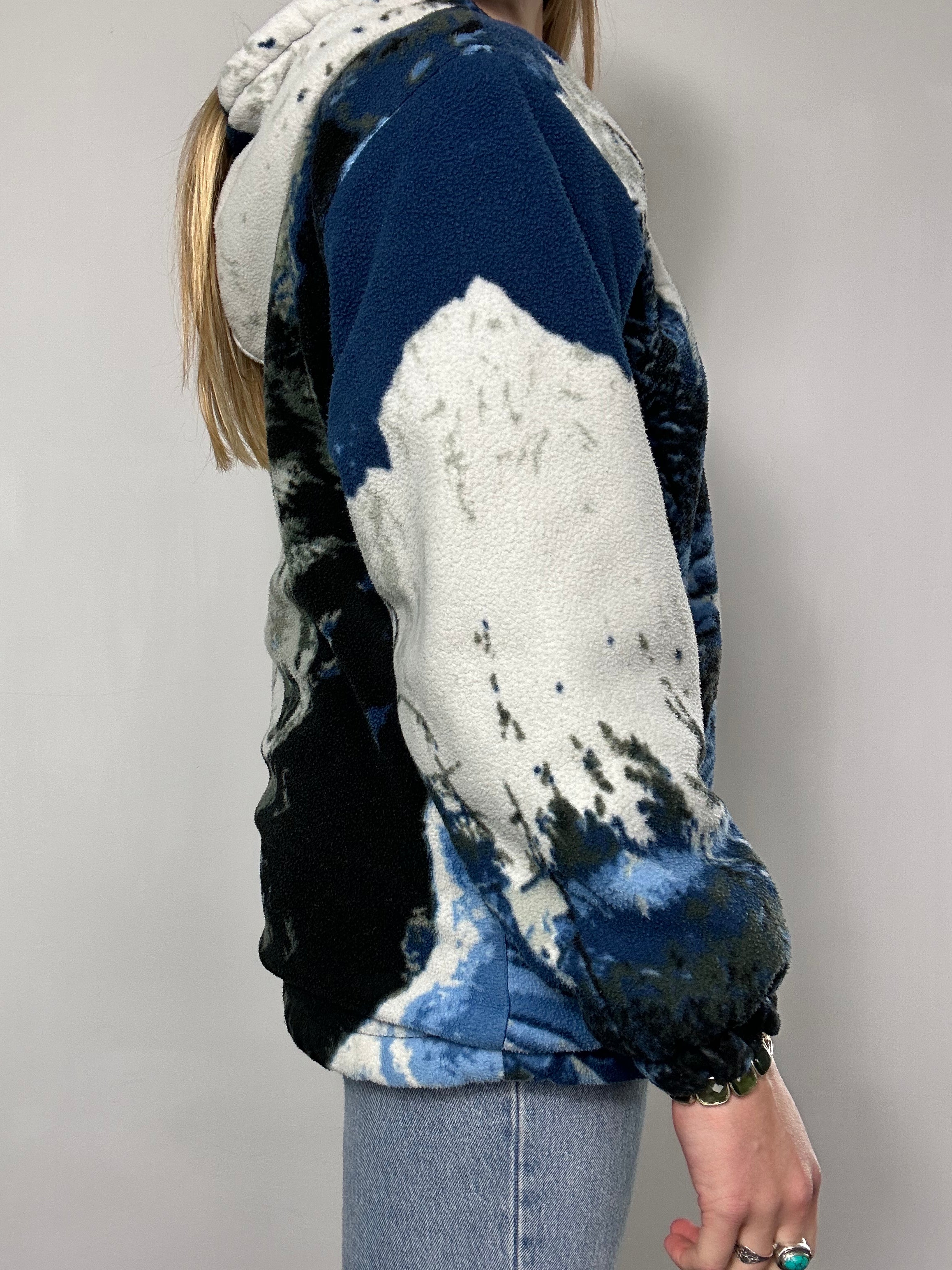 Sherpa Lined Wolf Fleece Size M