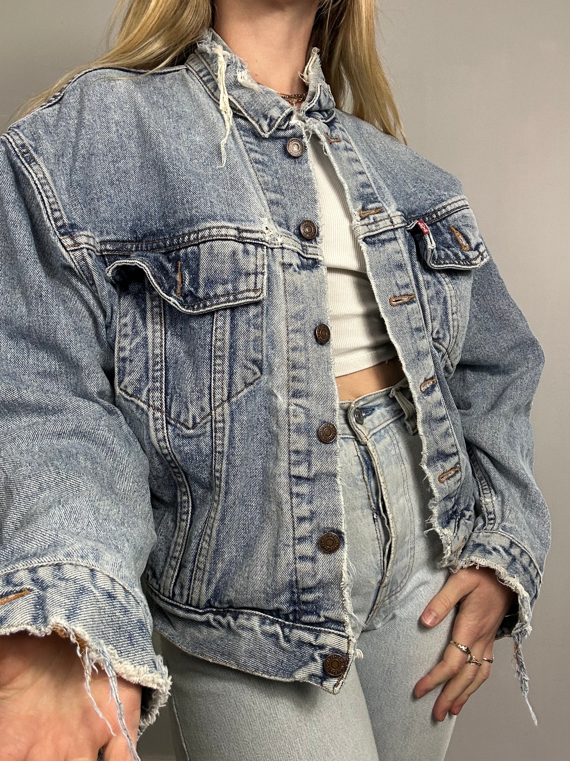 Levis Distressed Denim Jacket Size 10