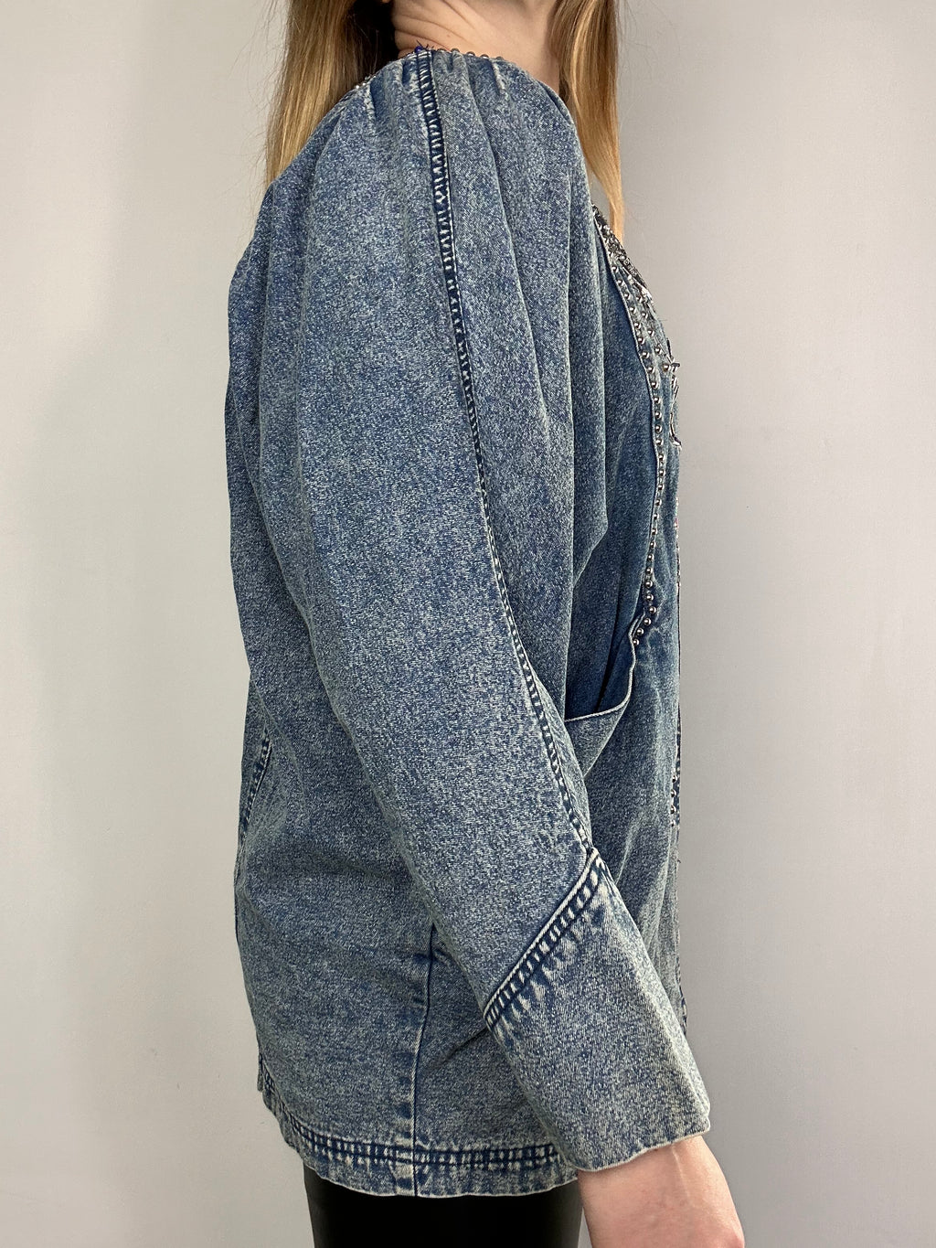 V Neck 80's Embroirered Denim Jacket Size 10