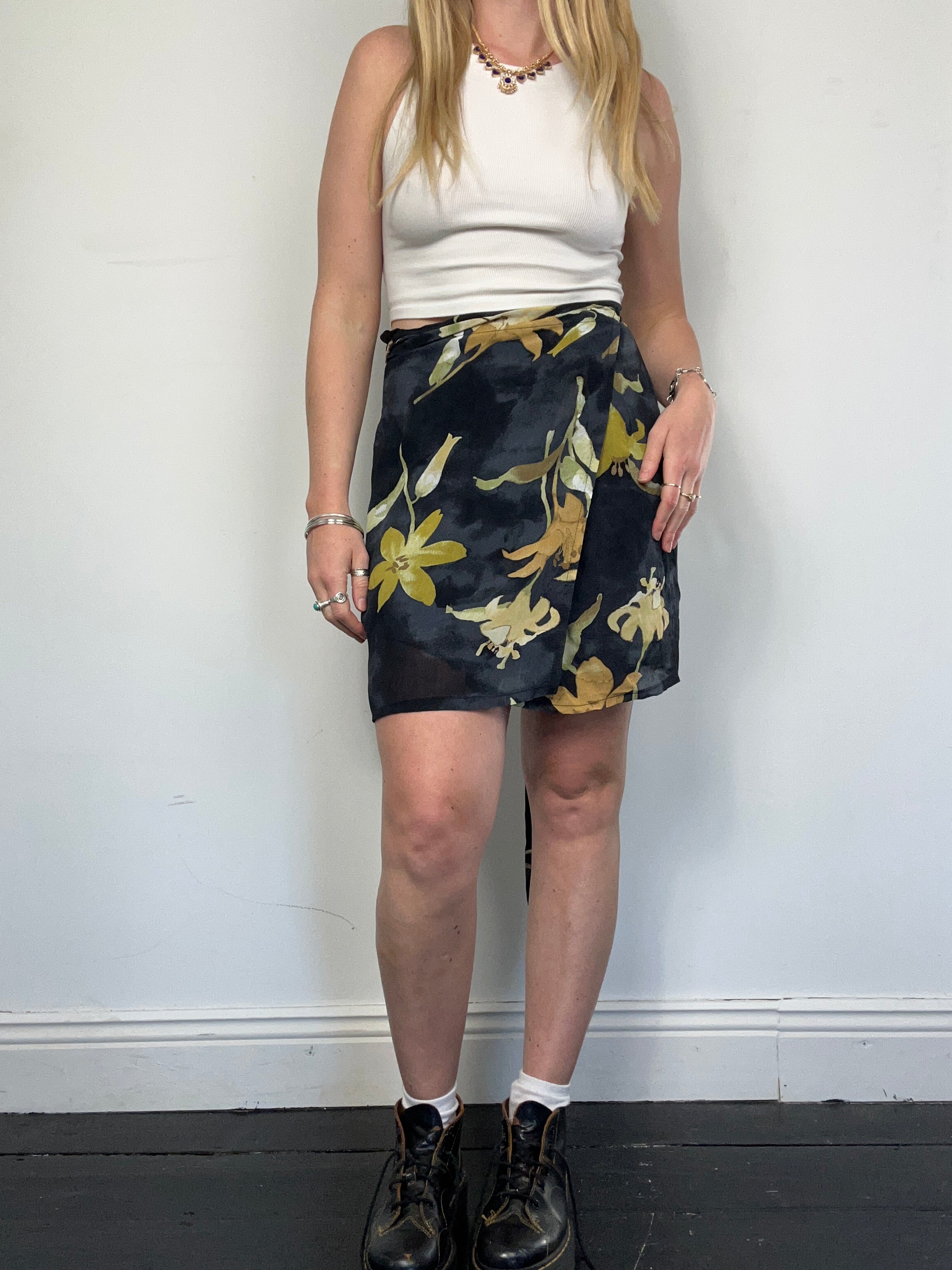 90's Wrap Mini Skirt Size 8/10