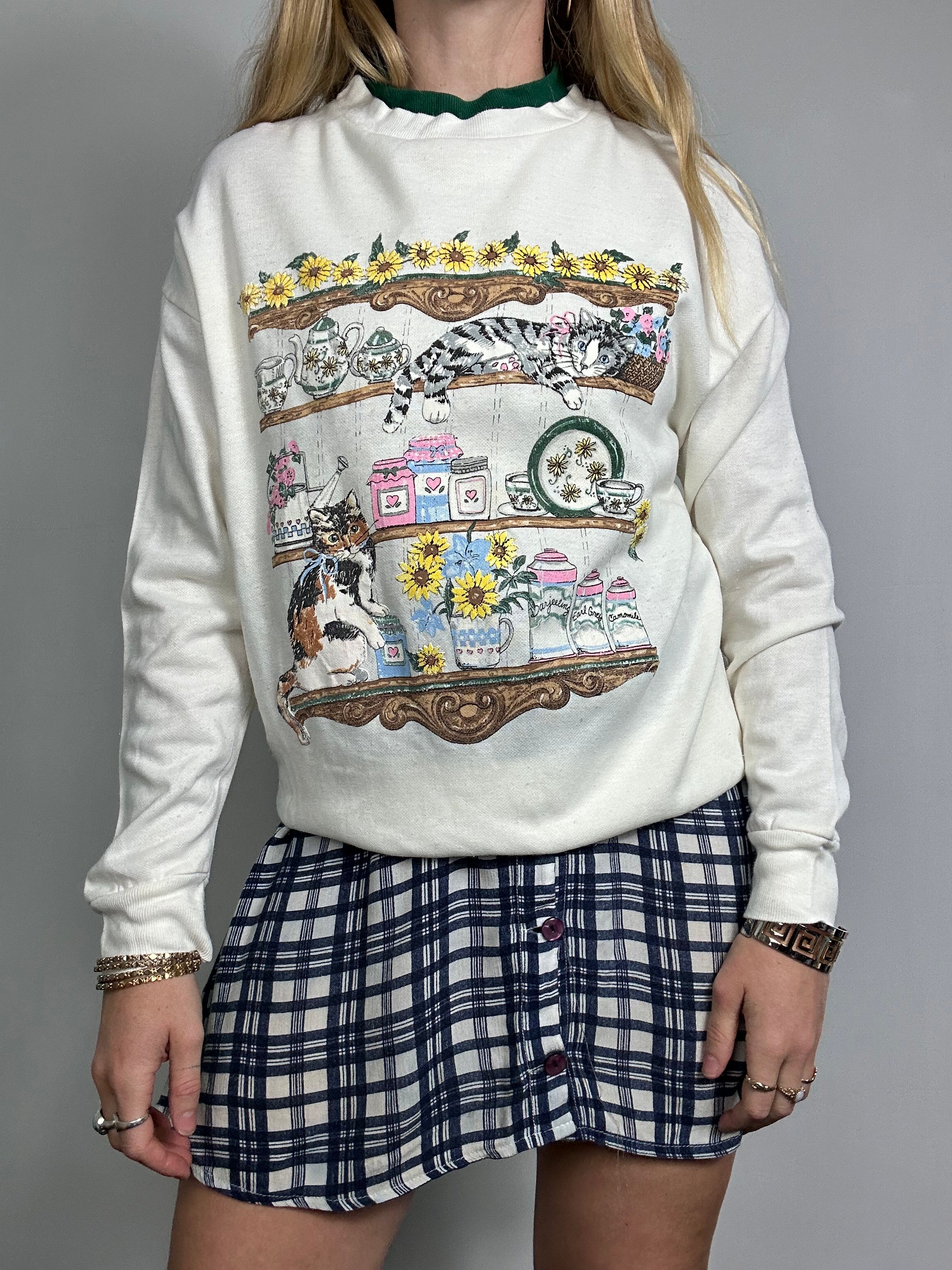 Kitty 90's Cream Sweater Size S