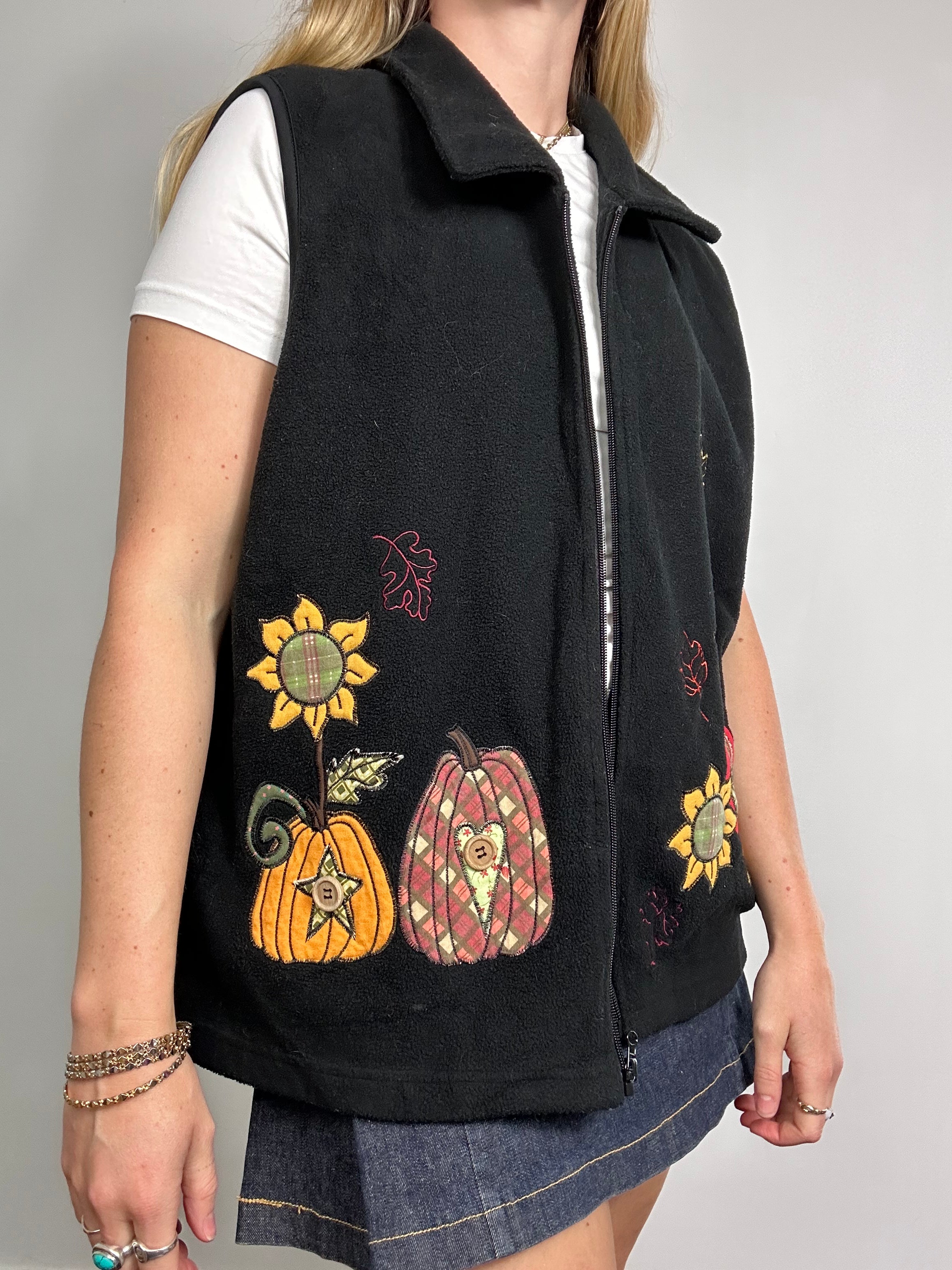 Pumpkin Patch 90's Fleece Size L