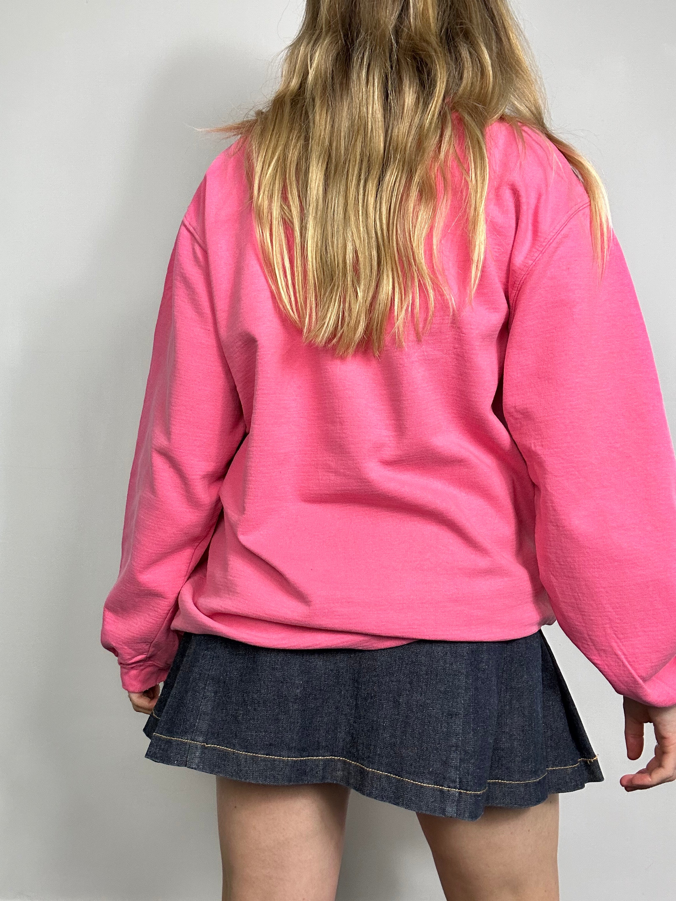 Tiny Tavern Montana Sweater Size M