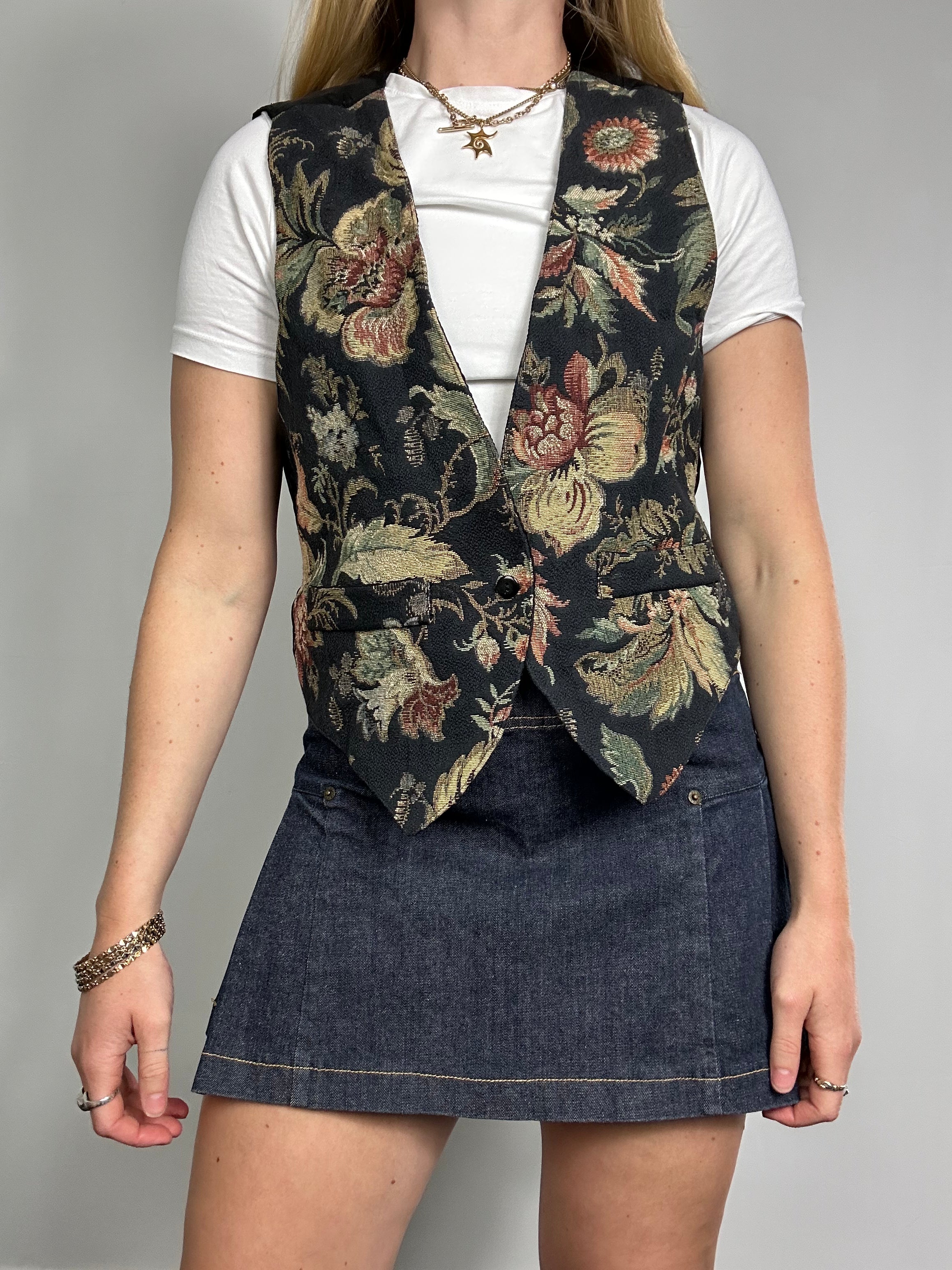 Tapestry 90's Waistcoat Size 10