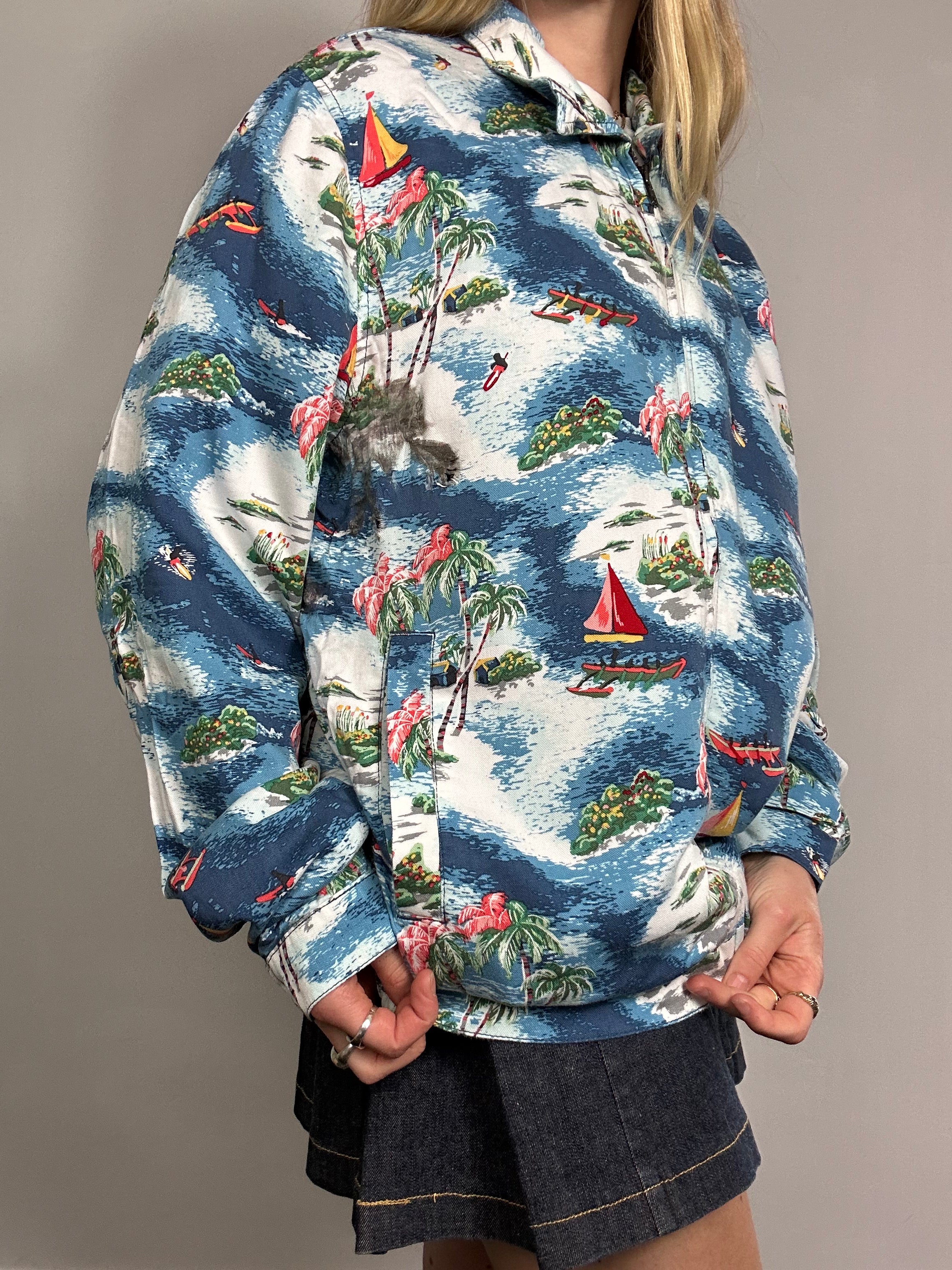 Sailing Hawaii Jacket Size L