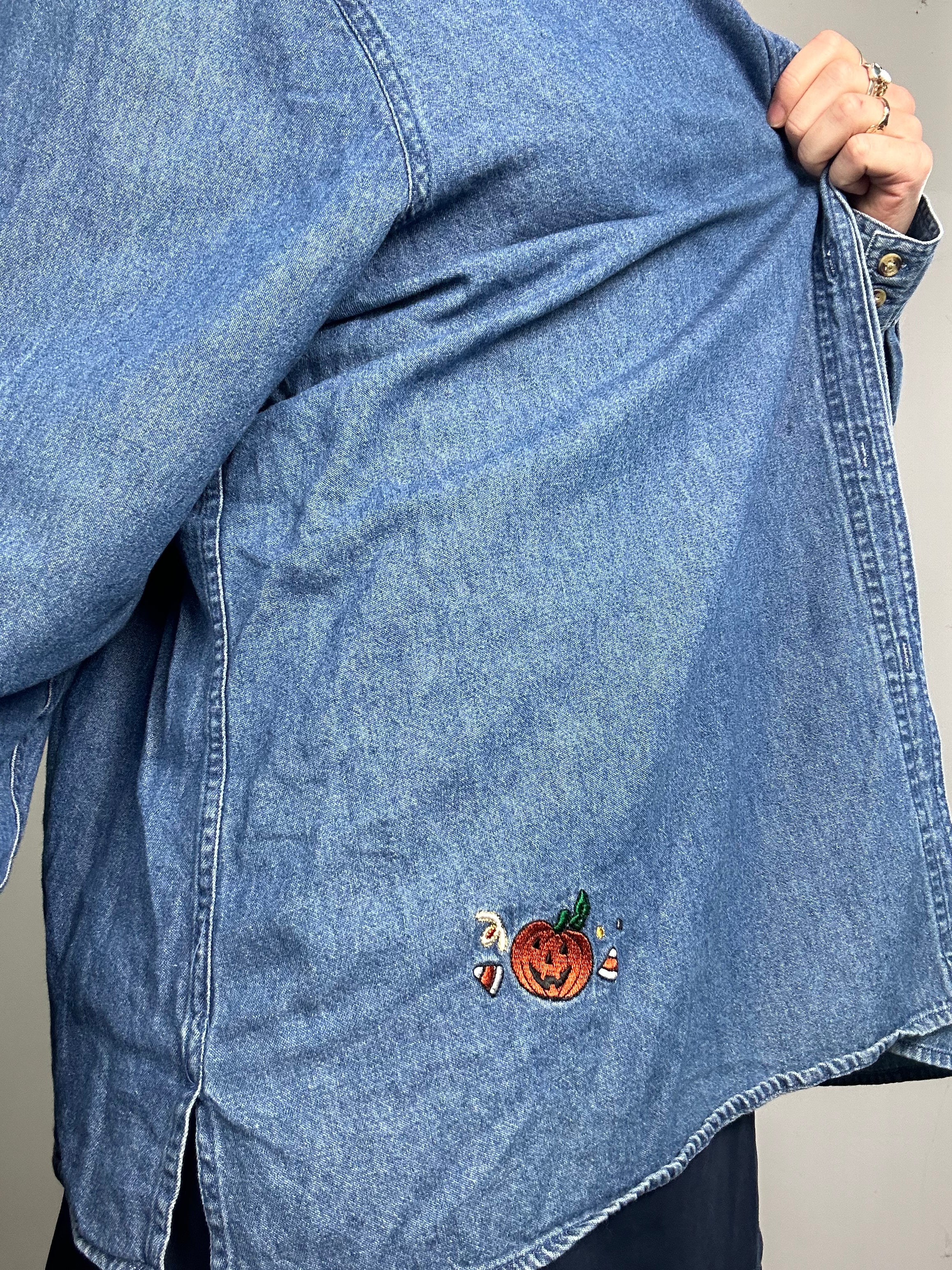 halloween Denim 90's Shirt Size Cl