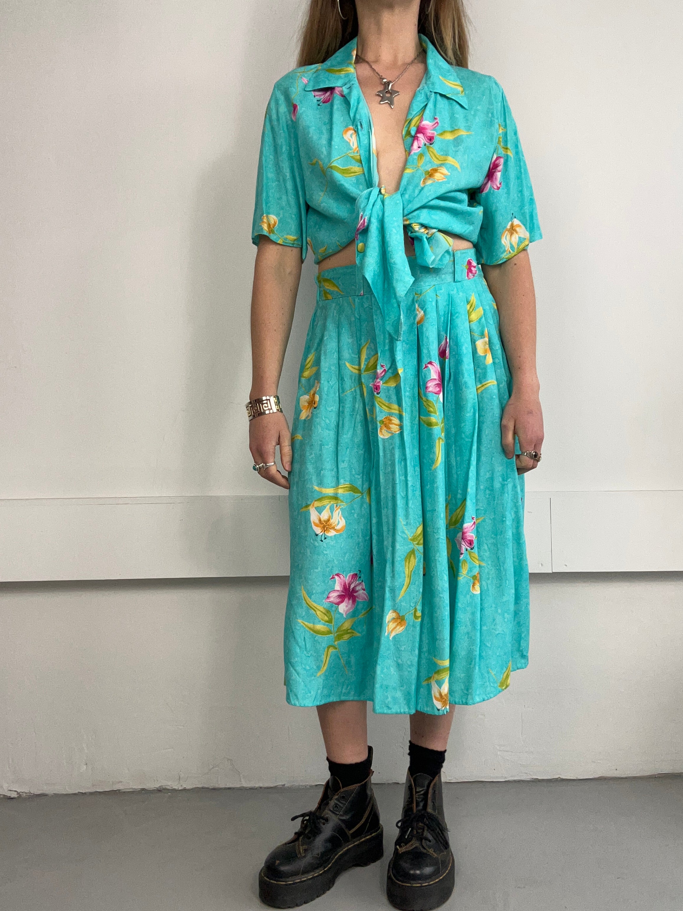 Blue Floral Shirt And Skirt Set 90's Size 10/12