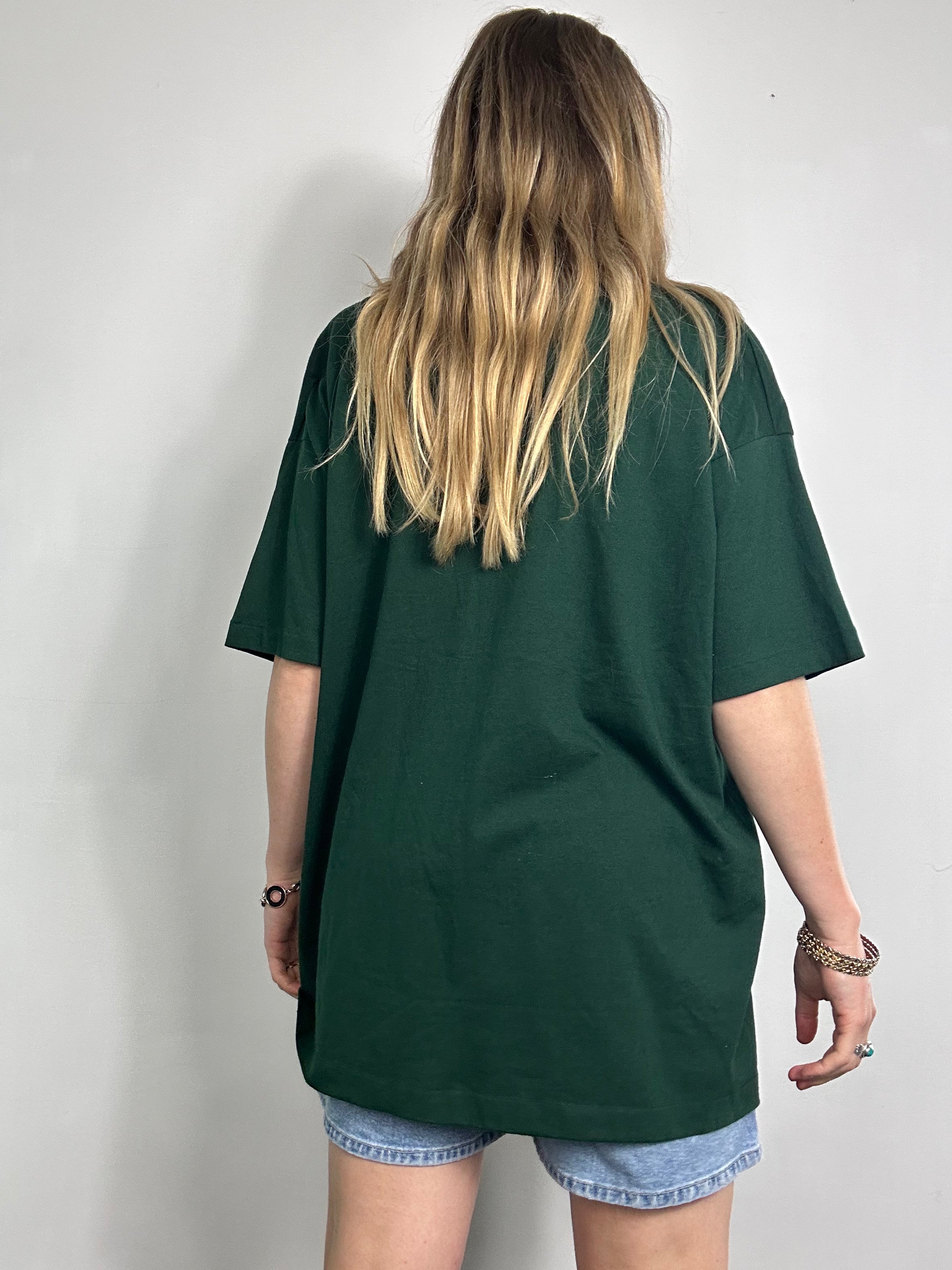 Green 80's Embellished tee Size Xl