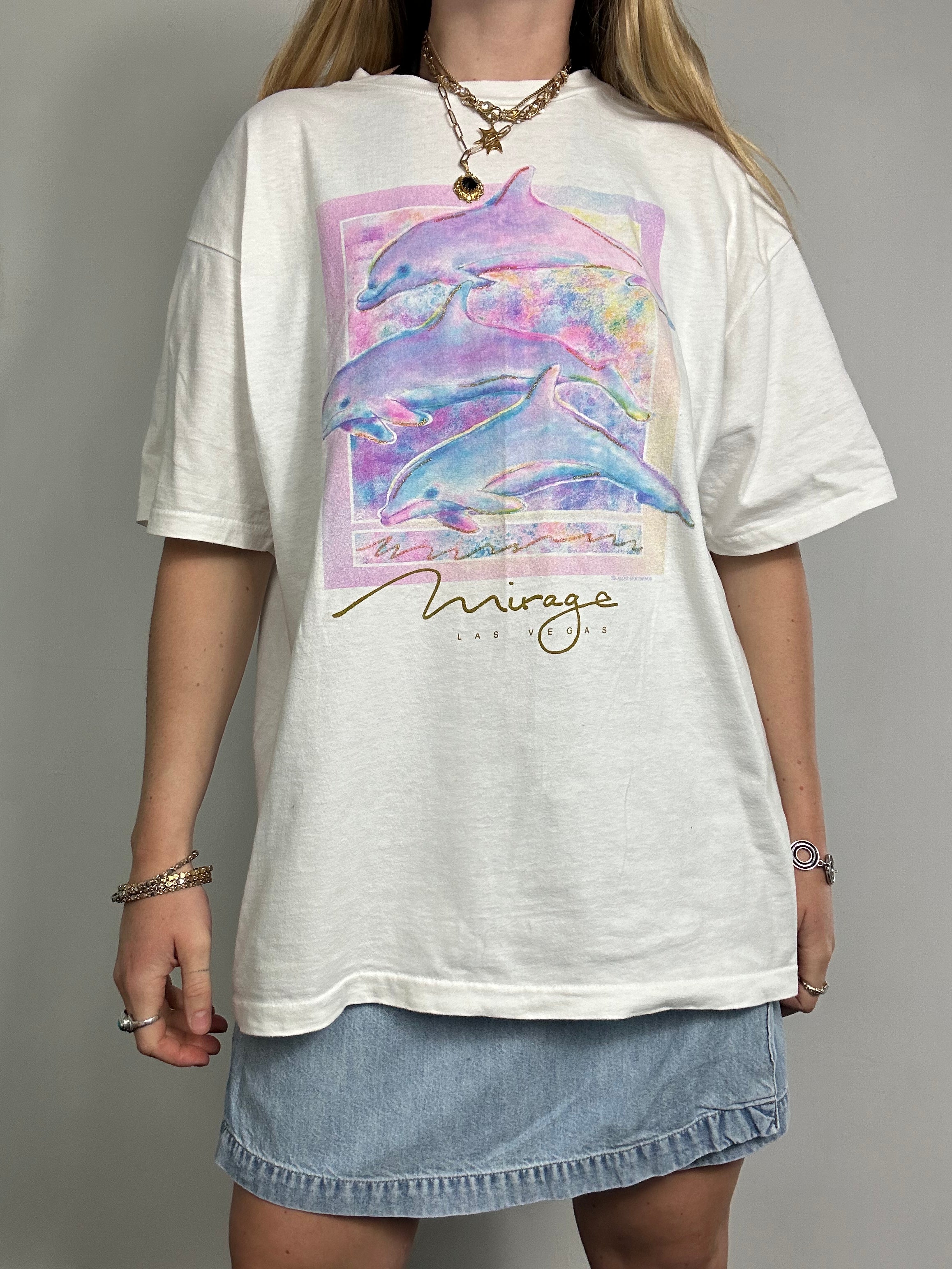 Dolphin Las Vegas 90's Tee Size L