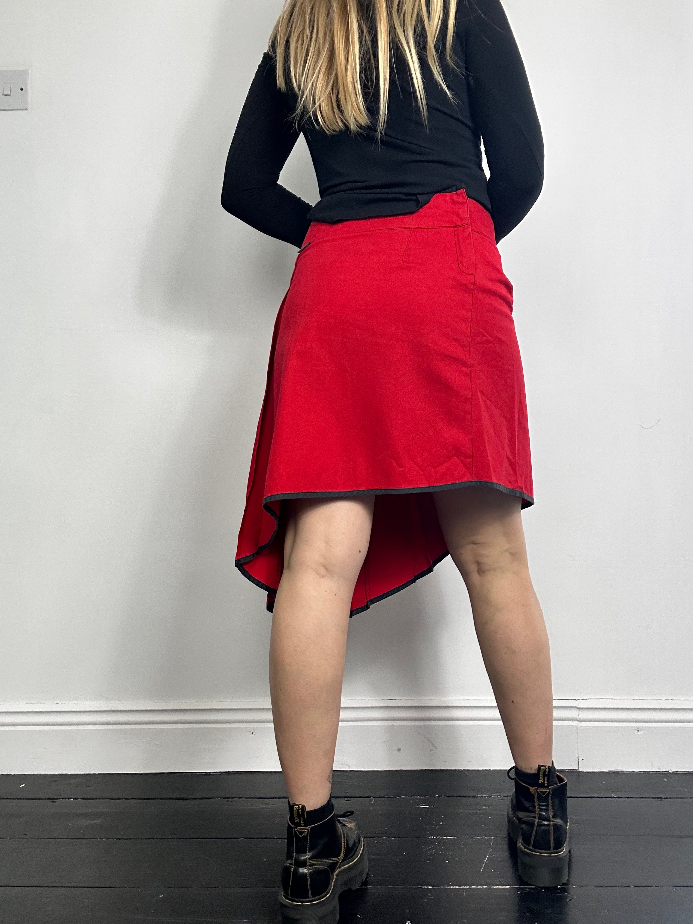 Red y2k Denim Skirt Size 8