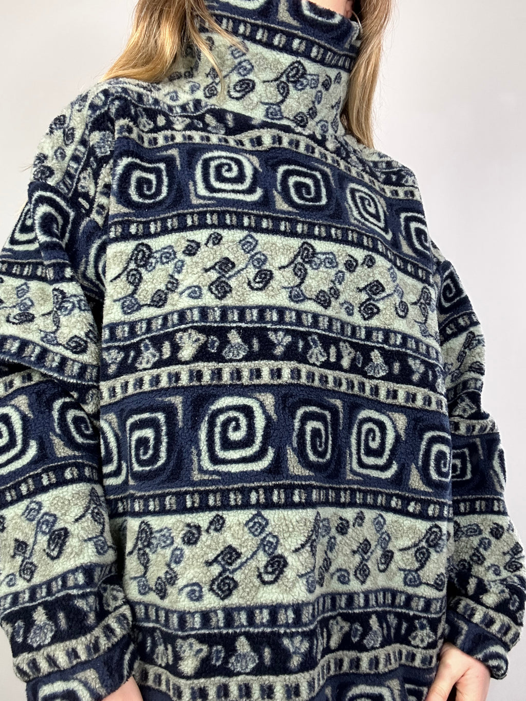 Spiral Teddy Fleece Size L