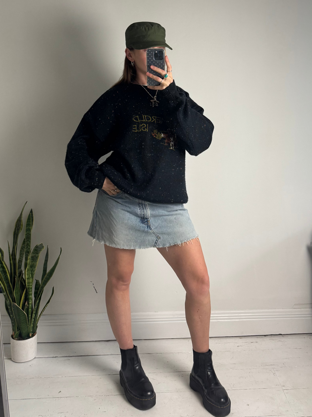 Emerald Isle Knitted Sweater Size L