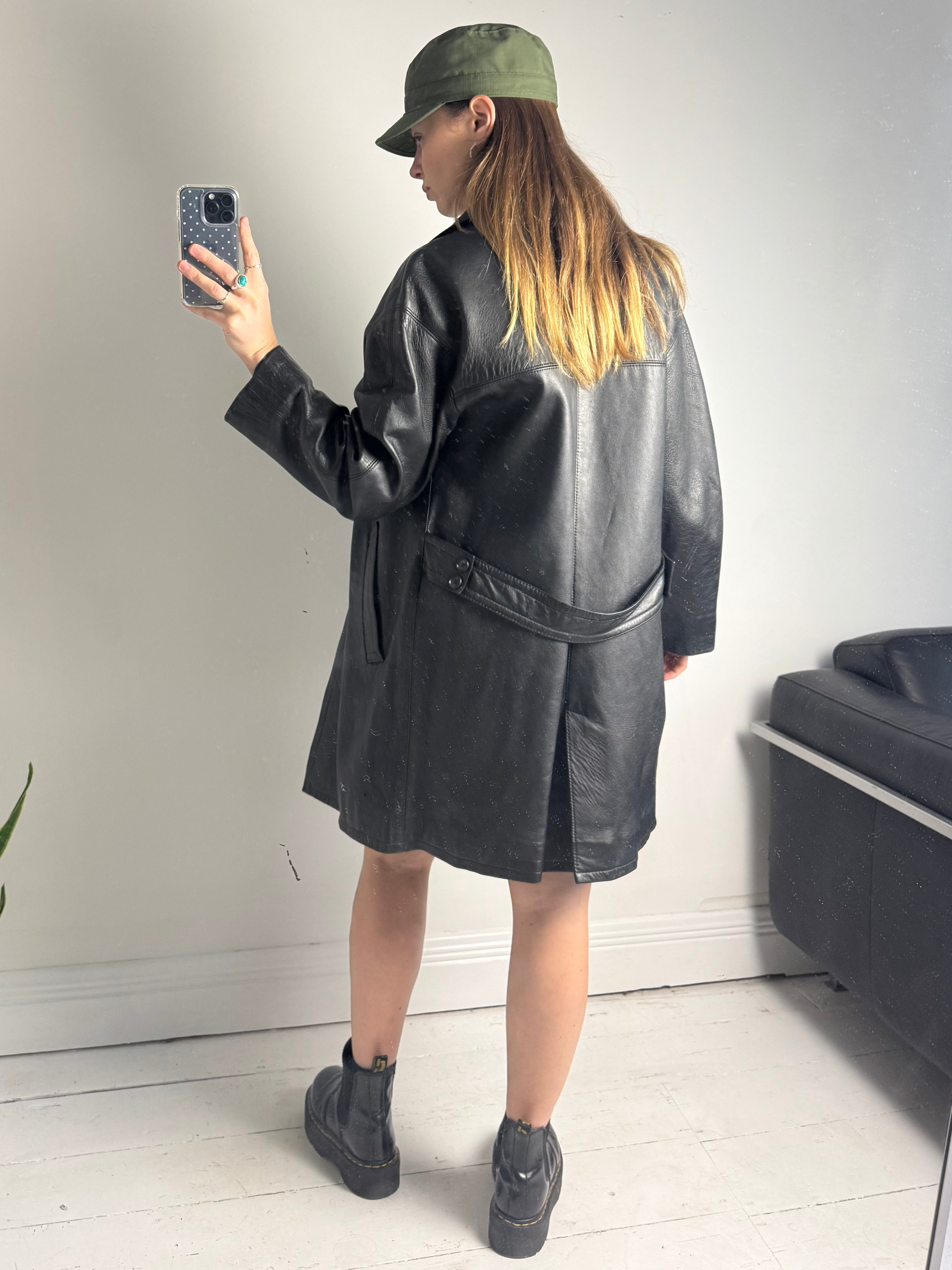 Black Leather jacket 80's Size L
