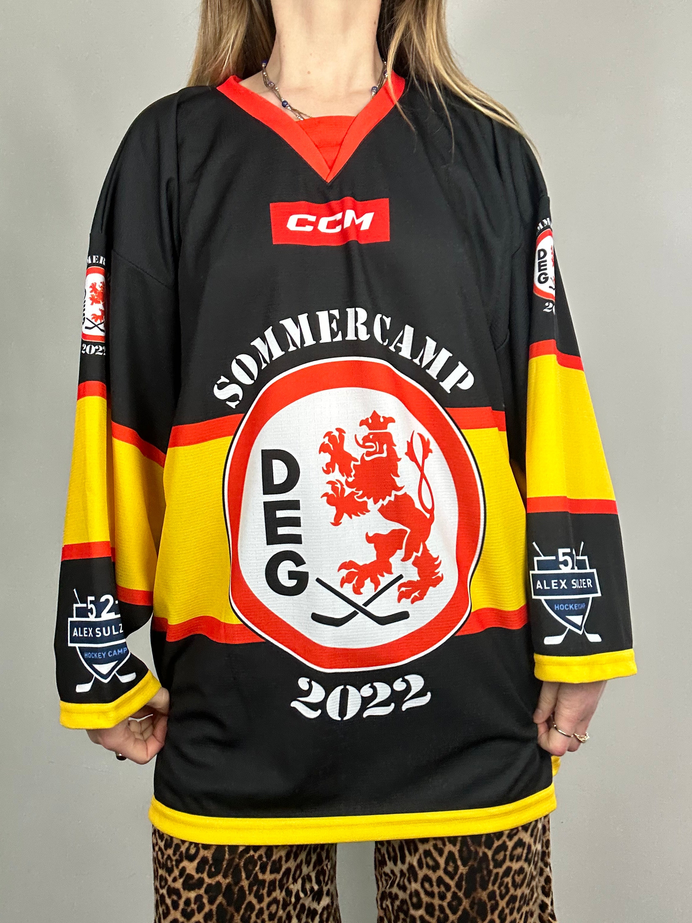 90's Hockey Jersey Size L